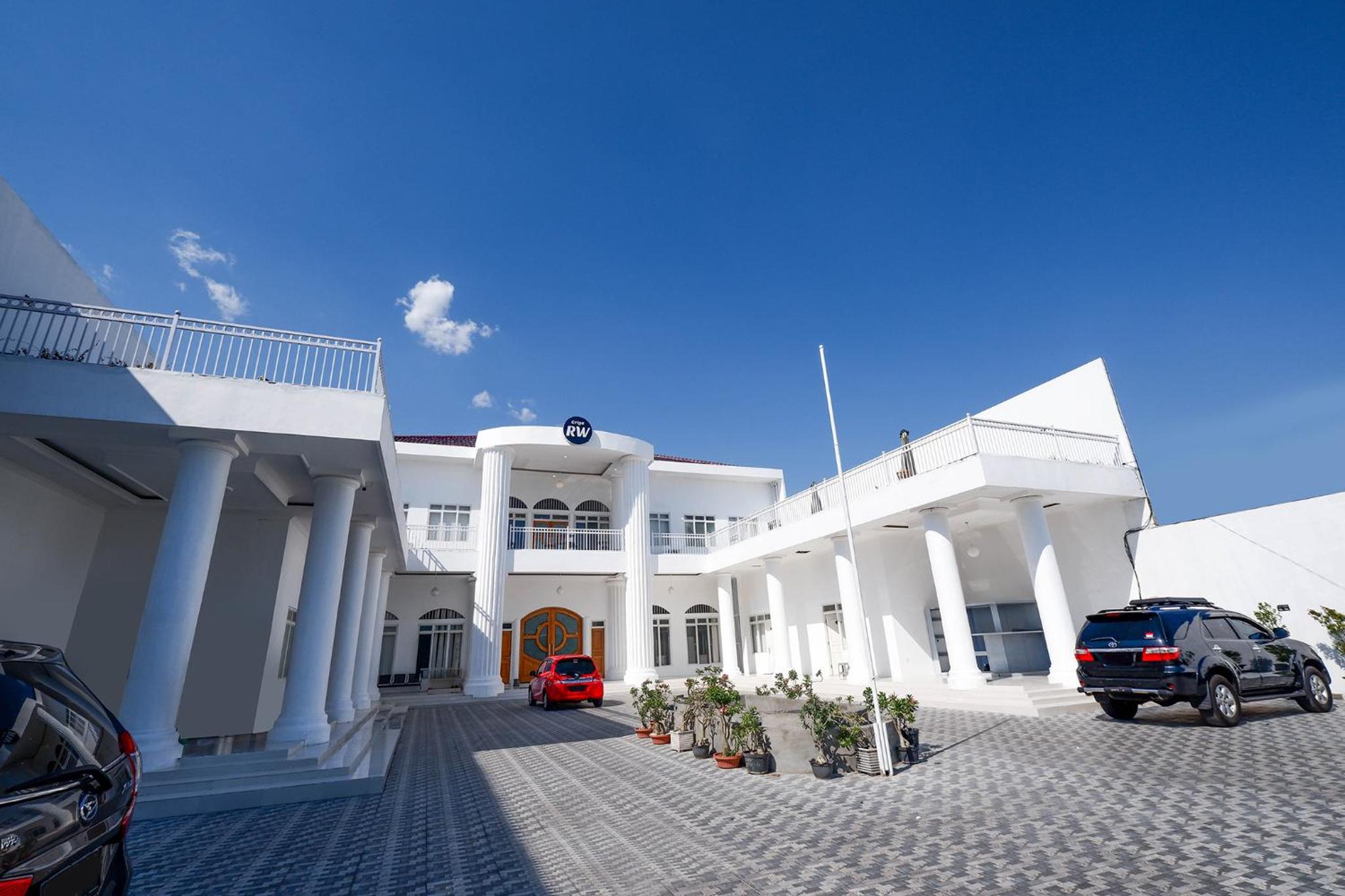Solo Vacations - Griya RW Family Guest House Redpartner - Property Image 22