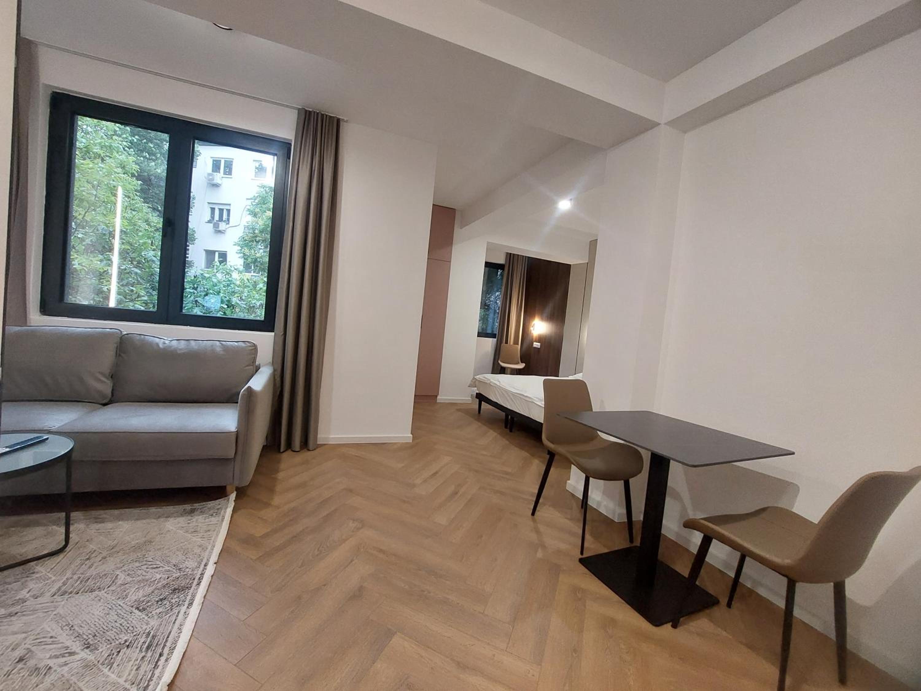 Executive Suites by Modern Living view 3