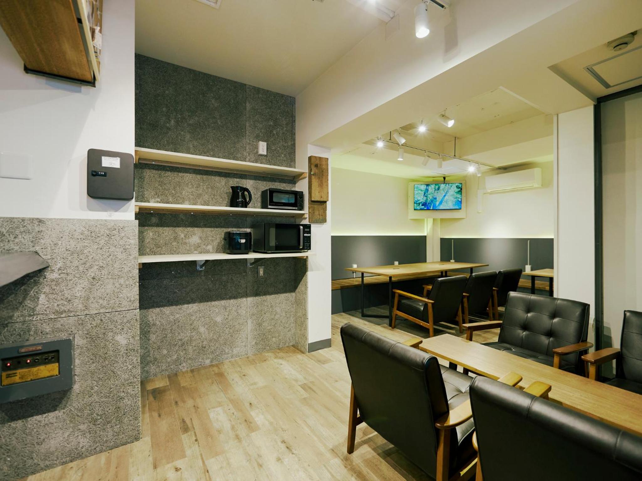 Akasaka Guesthouse HIVE