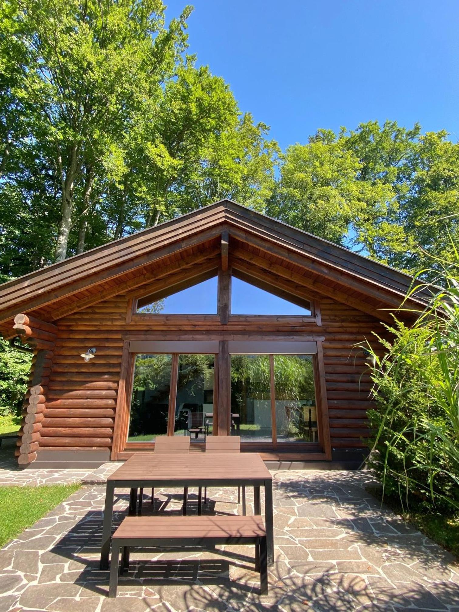 Hütte am Wald