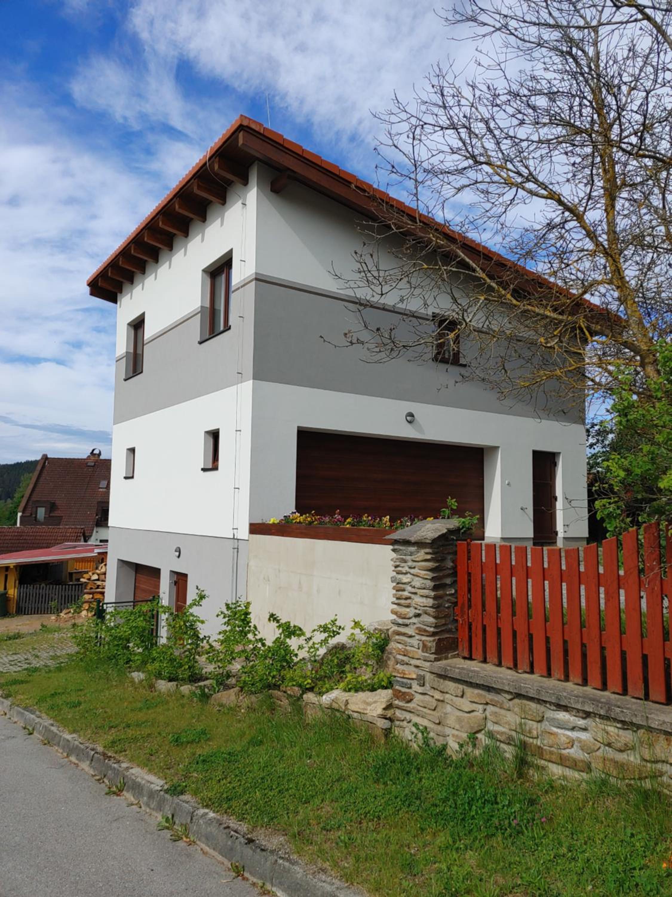 DOMEČEK ve Frymburku