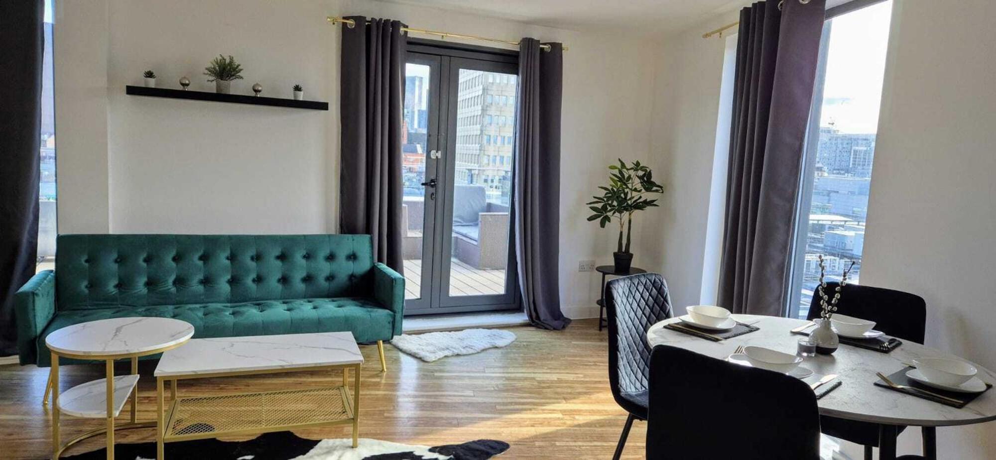 Manchester Penthouse - 2 Bedroom Apartment view 5