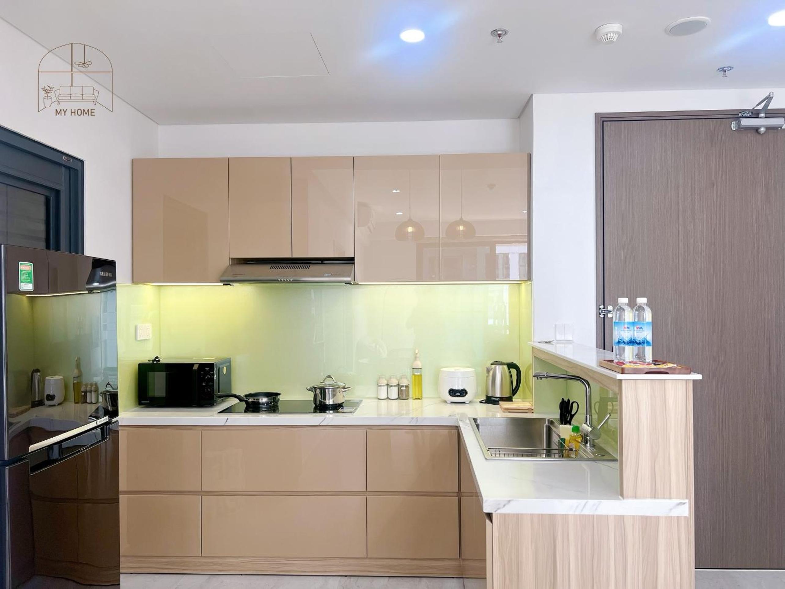 Cardinal Court 2BR Luxury Suite in Phu My Hung
