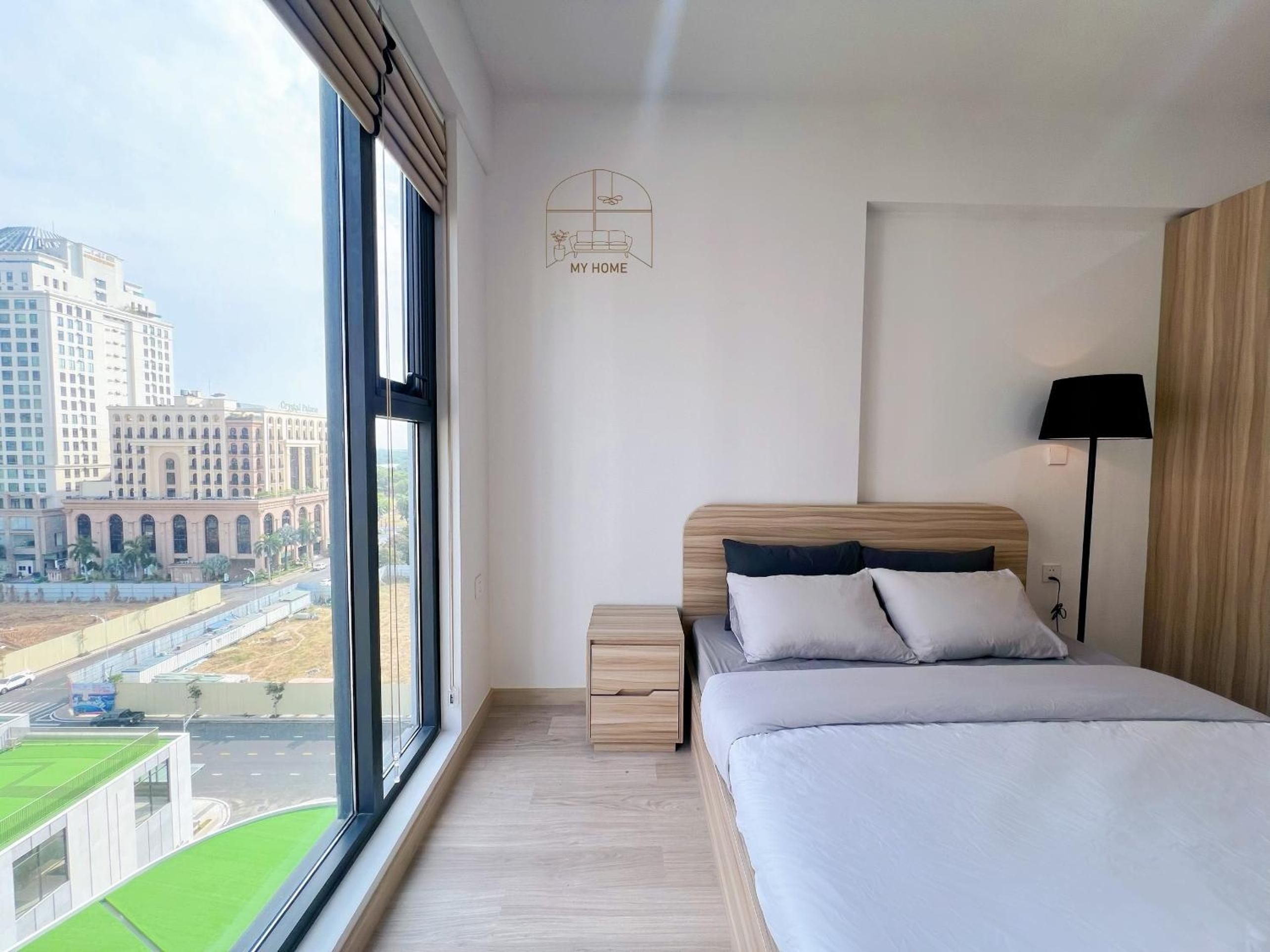 Cardinal Court 2BR Luxury Suite in Phu My Hung