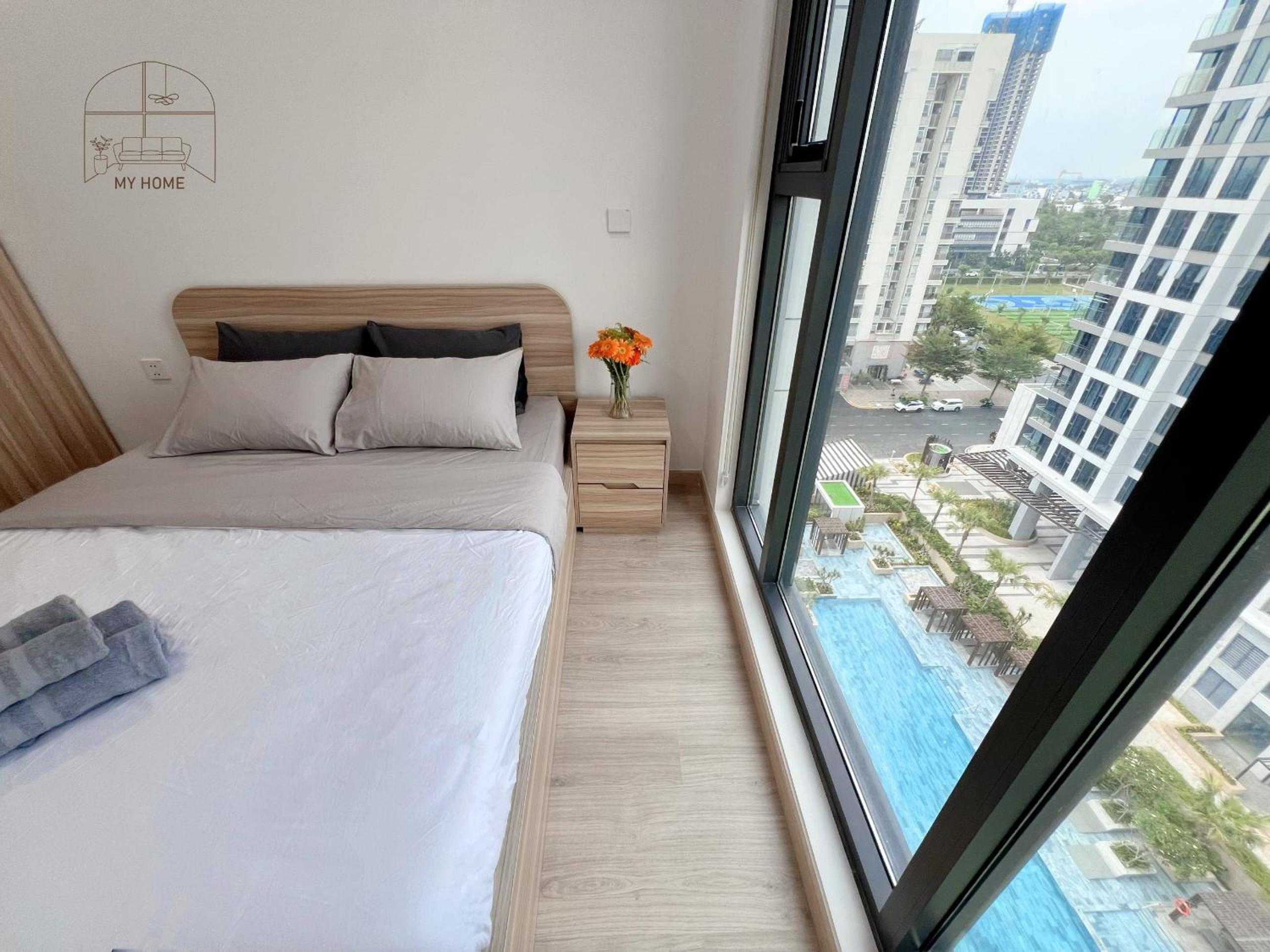 Cardinal Court 2BR Luxury Suite in Phu My Hung