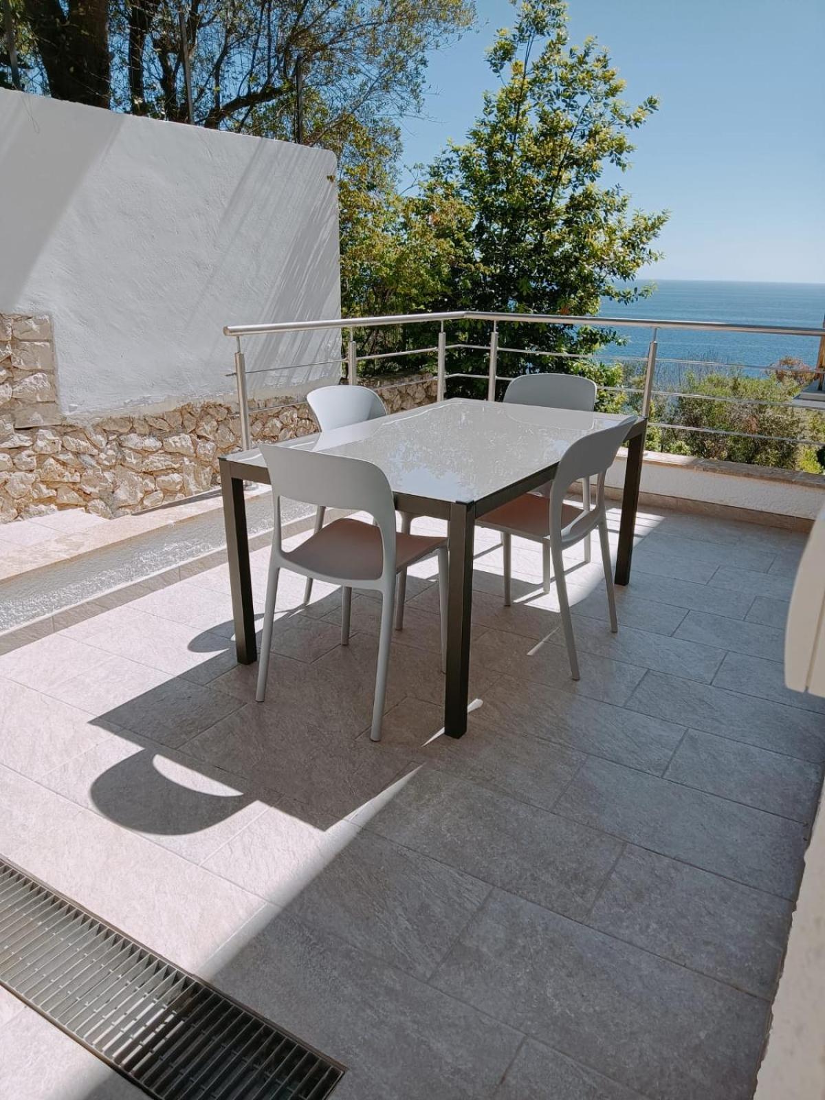 Living Castro Apartments photo 2