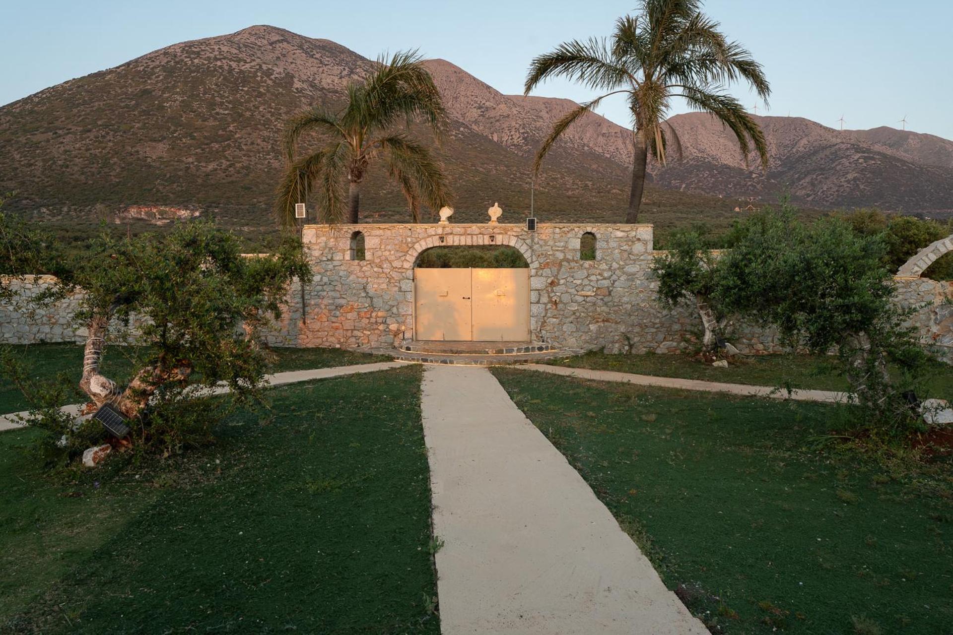 Ximitadi Estate photo 4