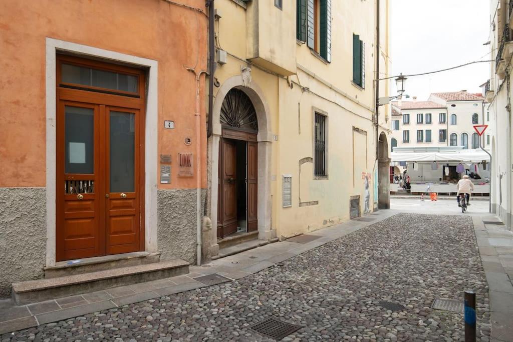 enJoy Home - Appartamento Orologio, Piazza dei Signori view 2