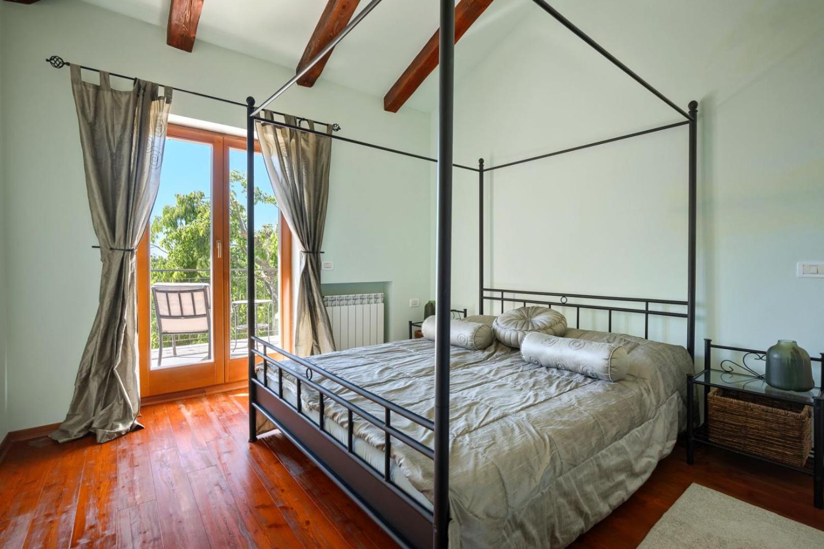 Rustic Villa Cehici with pool in Sveti Lovrec