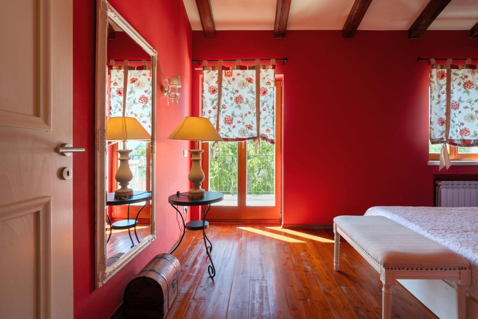 Rustic Villa Cehici with pool in Sveti Lovrec