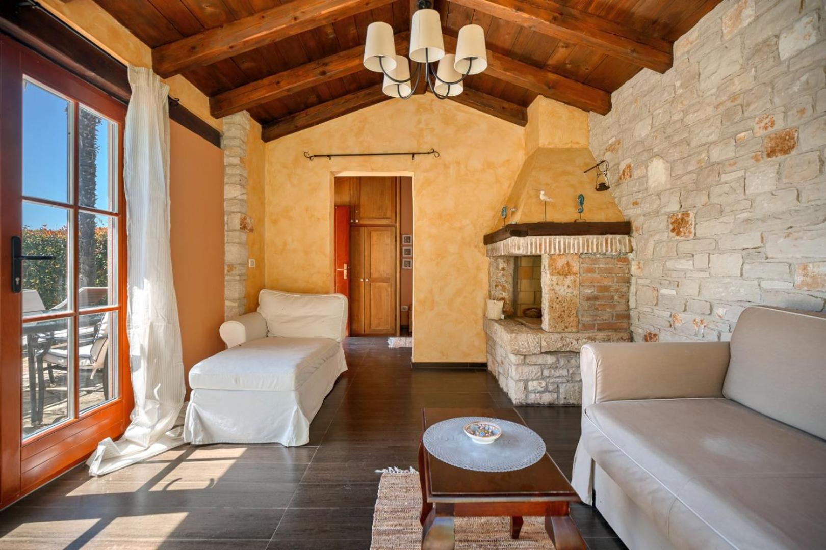 Rustic Villa Cehici with pool in Sveti Lovrec