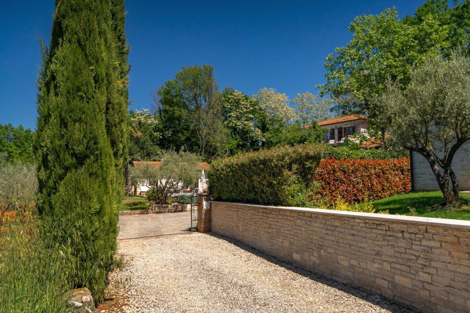 Rustic Villa Cehici with pool in Sveti Lovrec