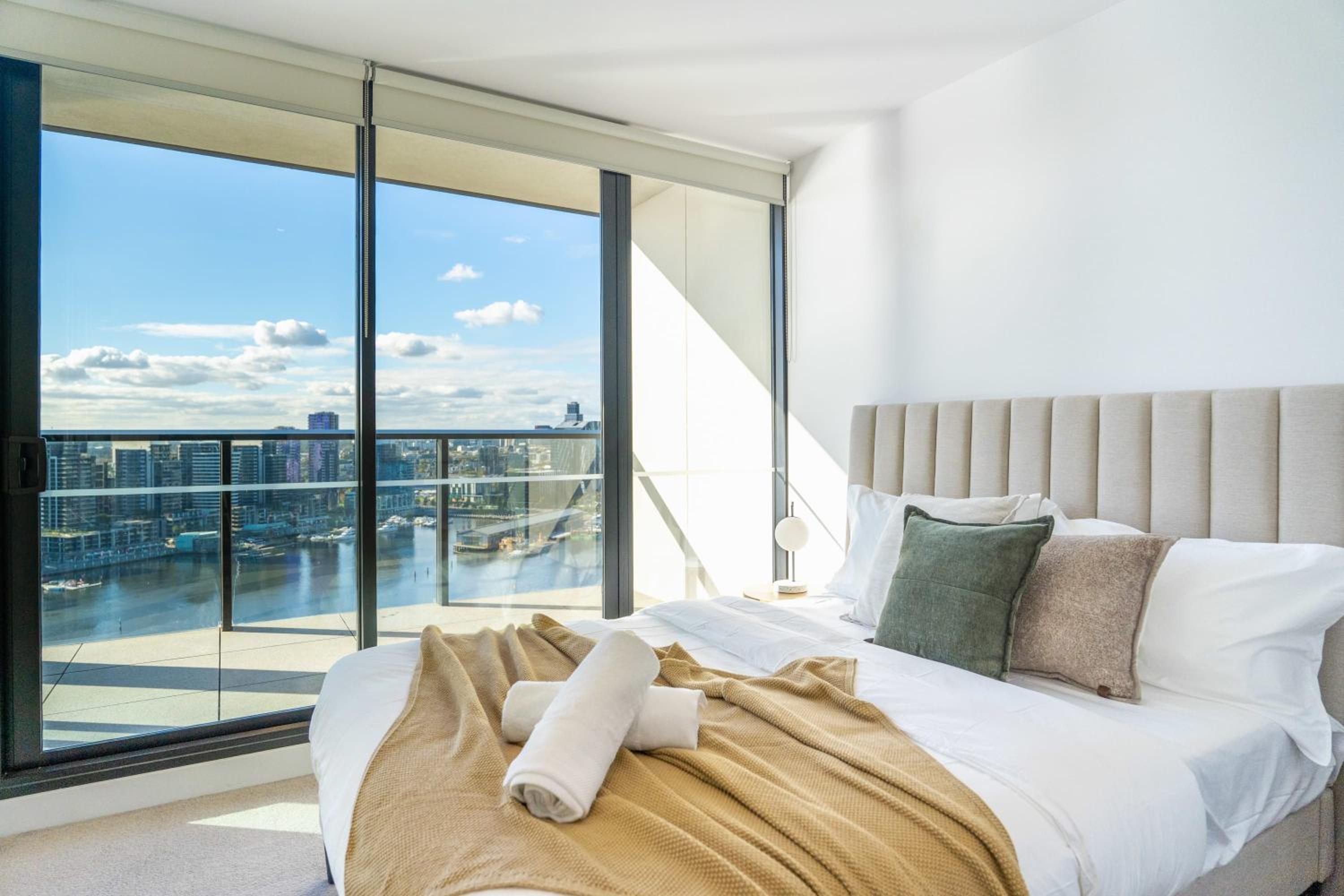 Brilliant Collins Wharf Waterfront Condo view 2