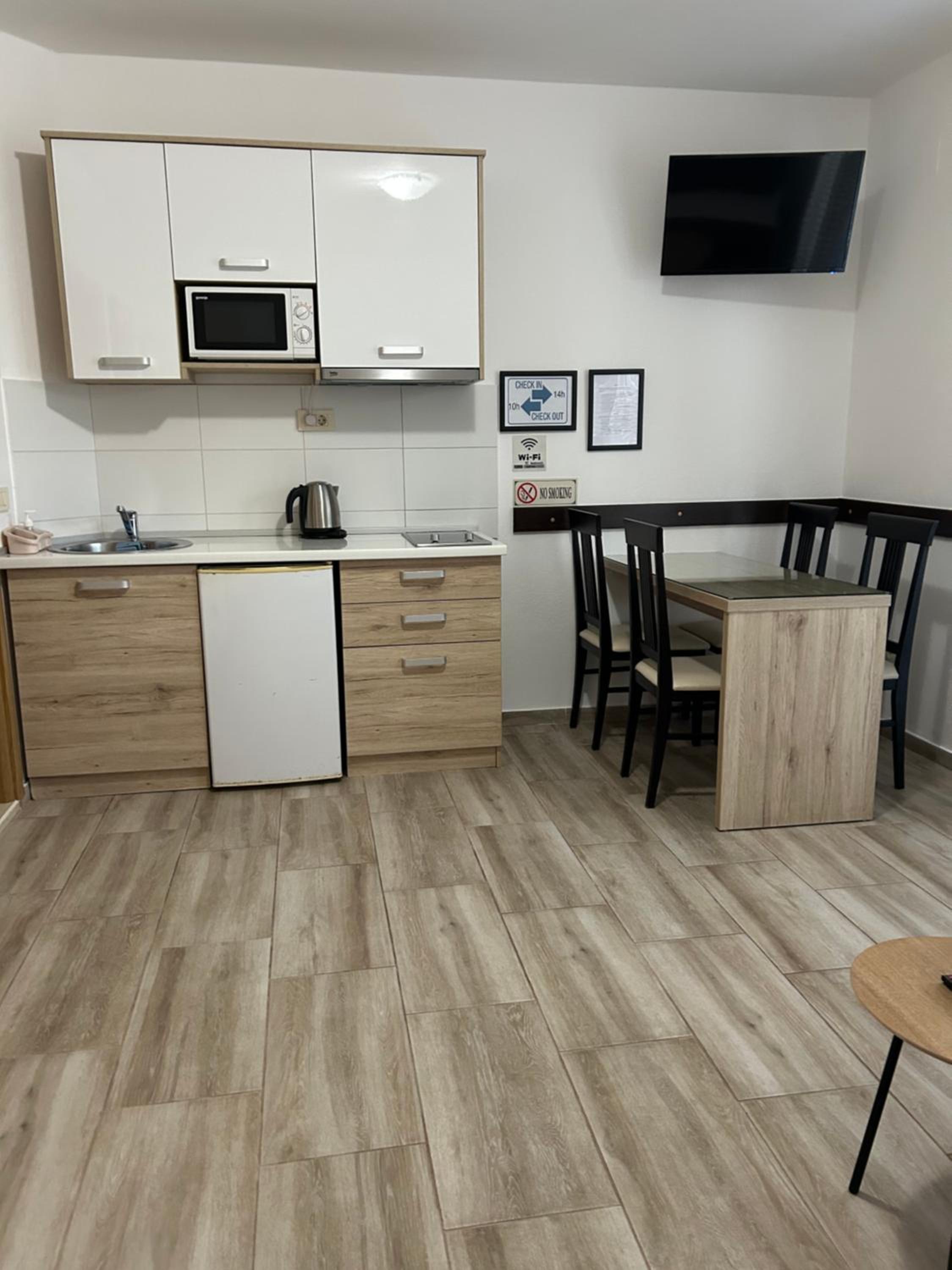 B&T Apartments
