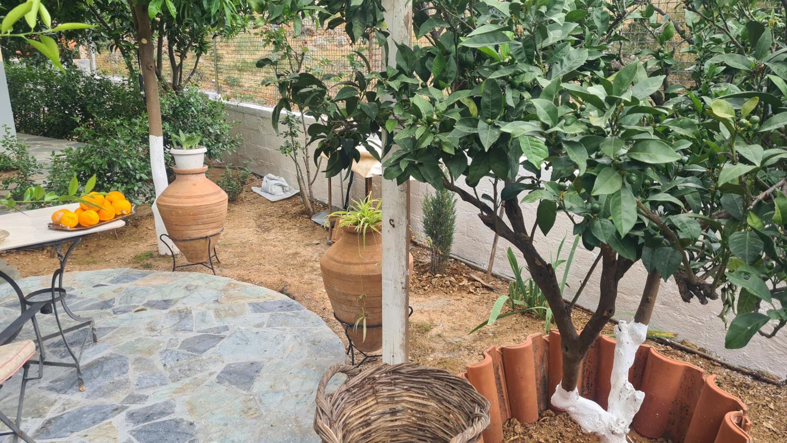 Stratigato Garden Getaway near Chios Town