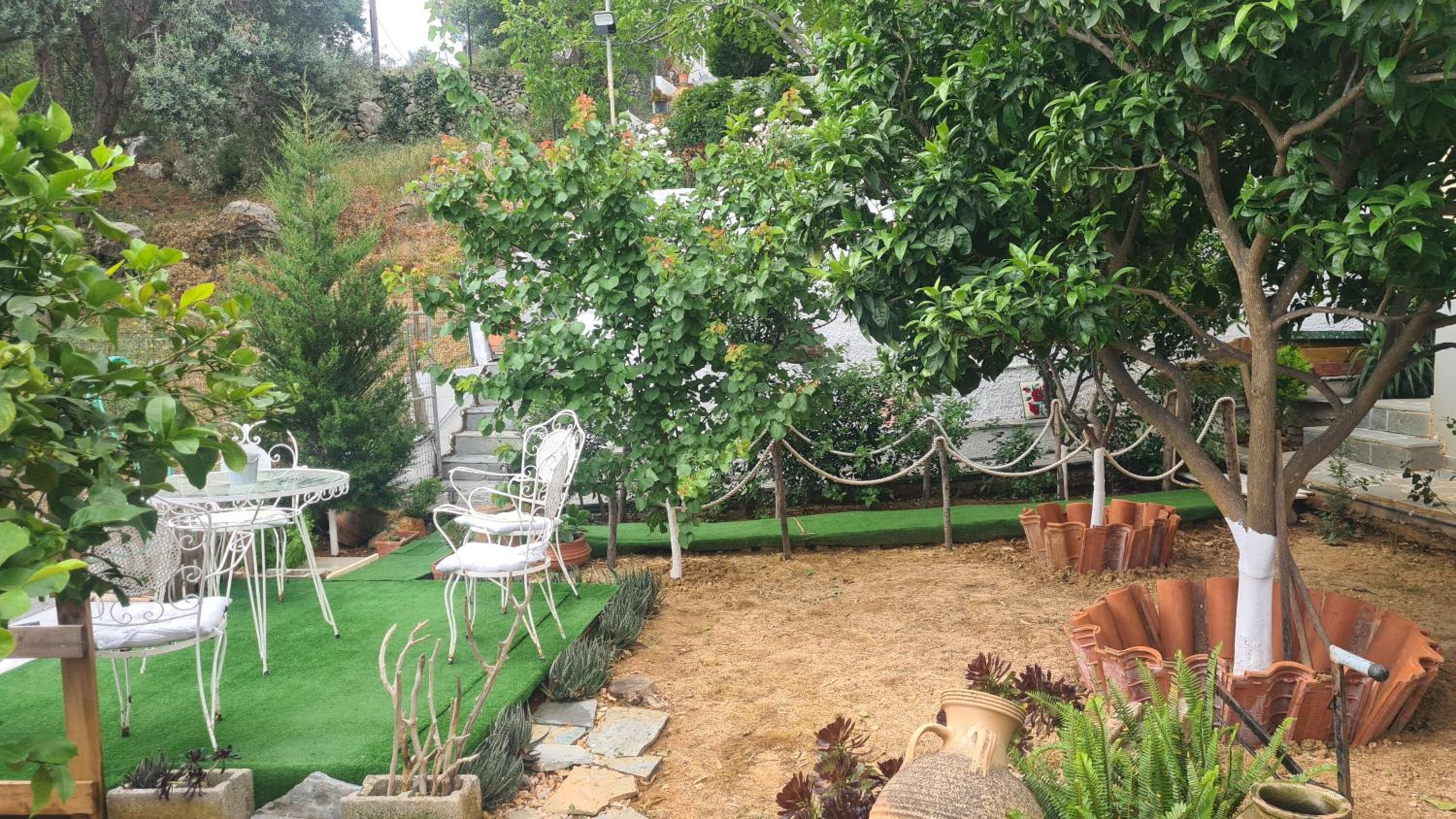 Stratigato Garden Getaway near Chios Town