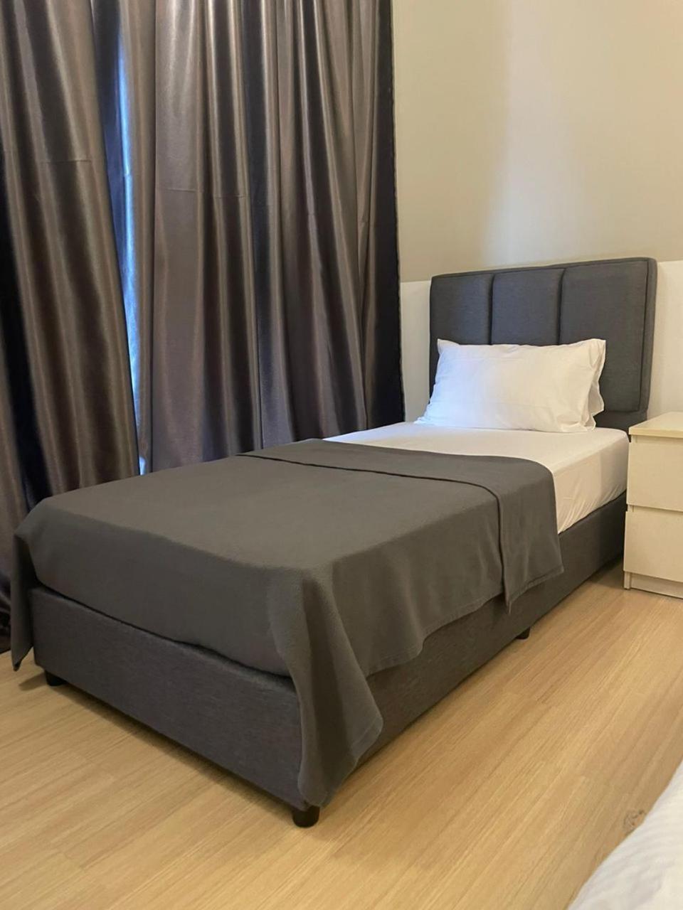 Dsara Residence Sungai Buloh (Netflix, WiFi) near MRT Kg Selamat photo 3