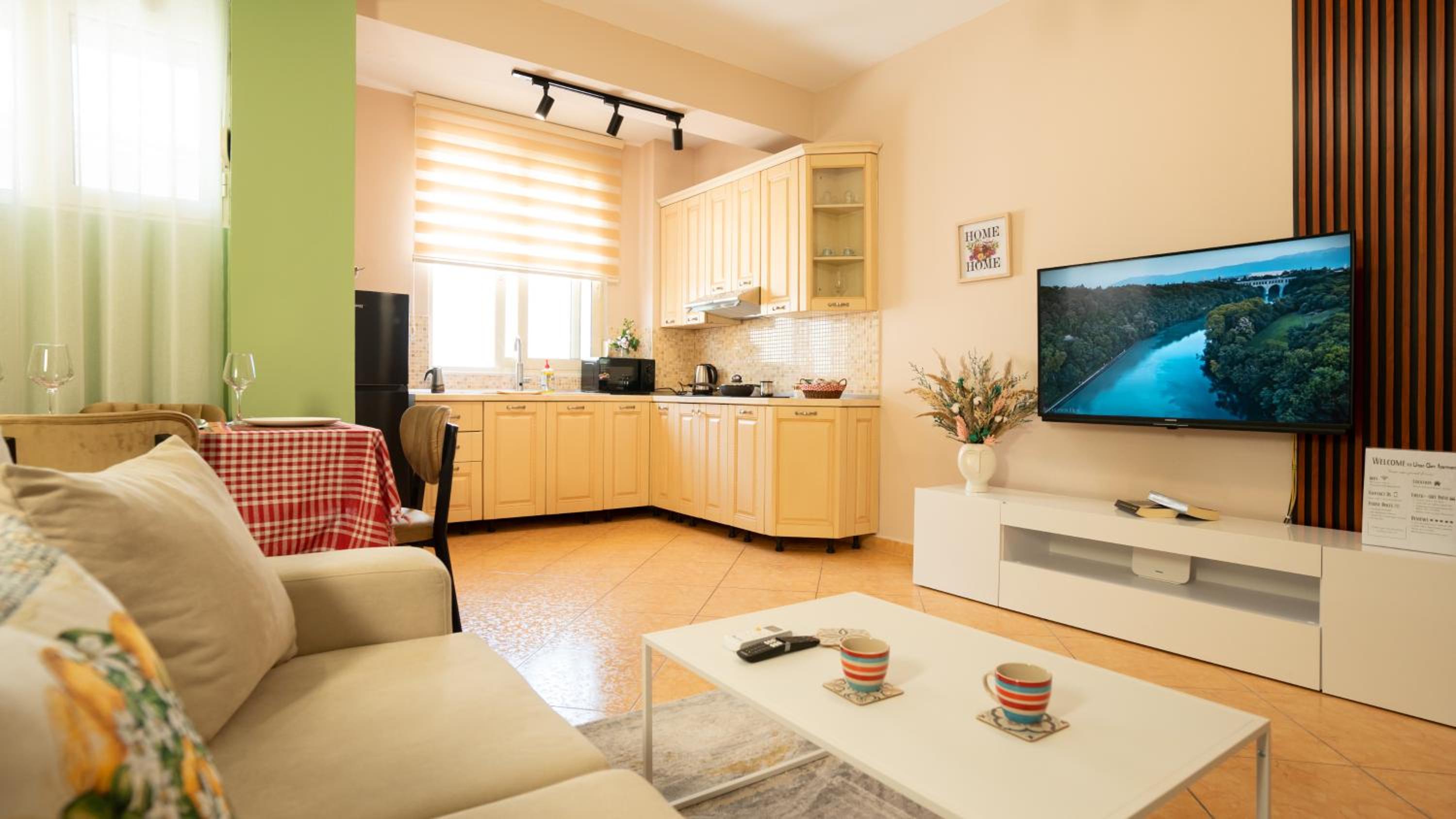 Urban Gem Apt - Tirana