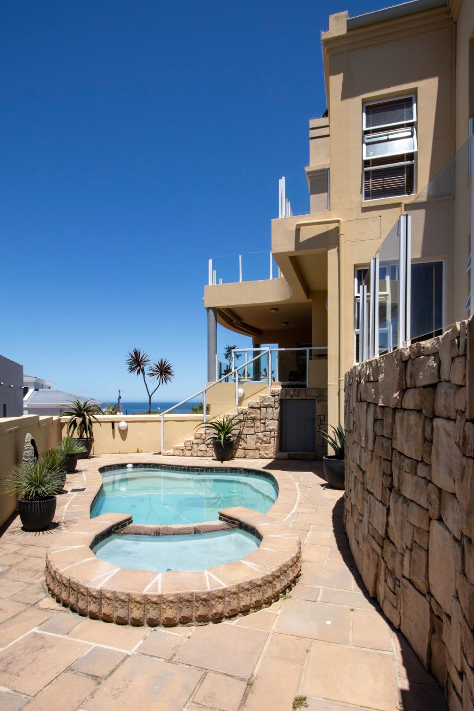 Ocean View living view 4
