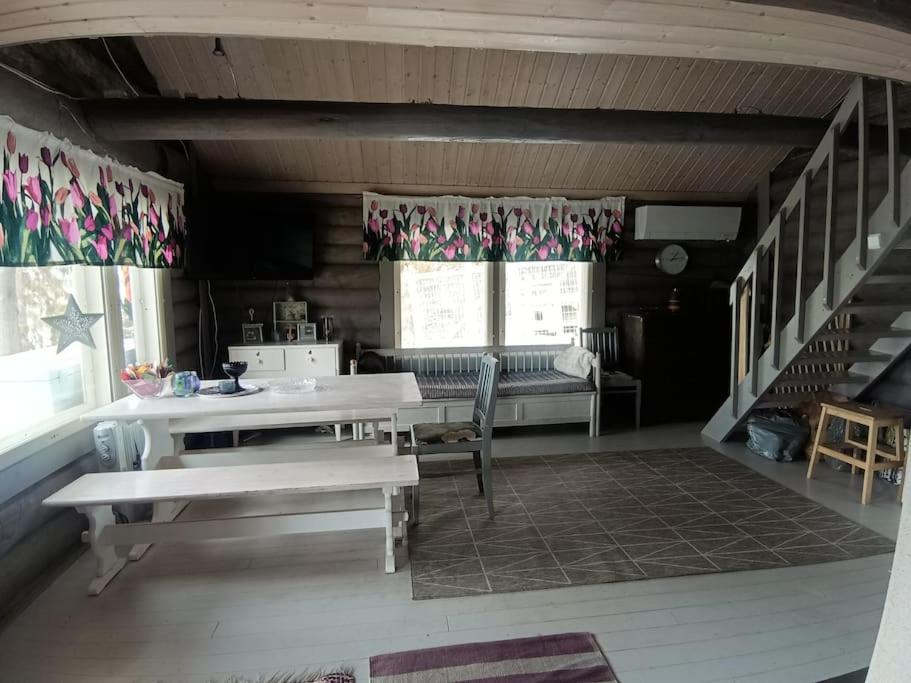 Cottage by the Muonio river for 6 person view 3