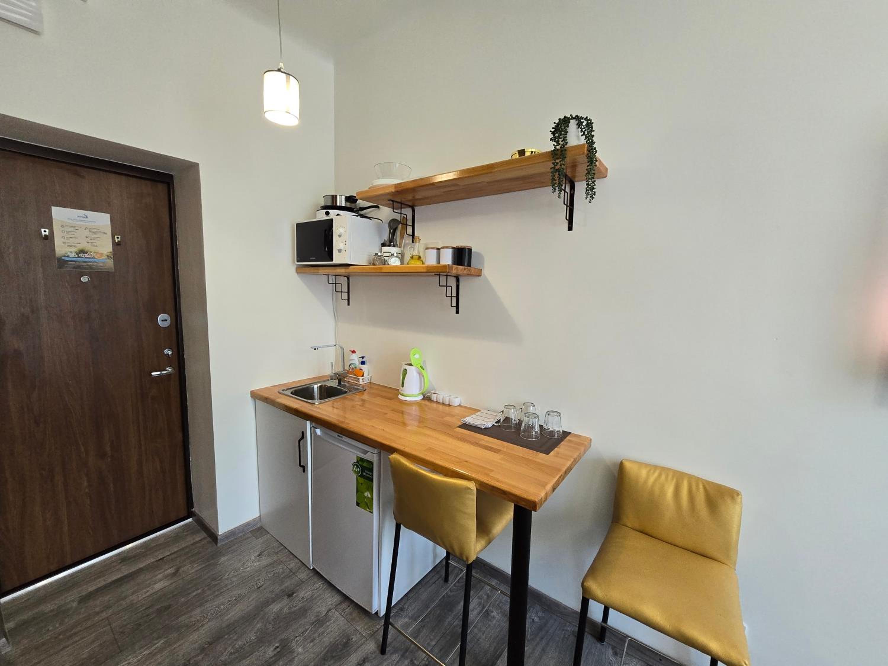 S2 Sunshine apartment Balcony