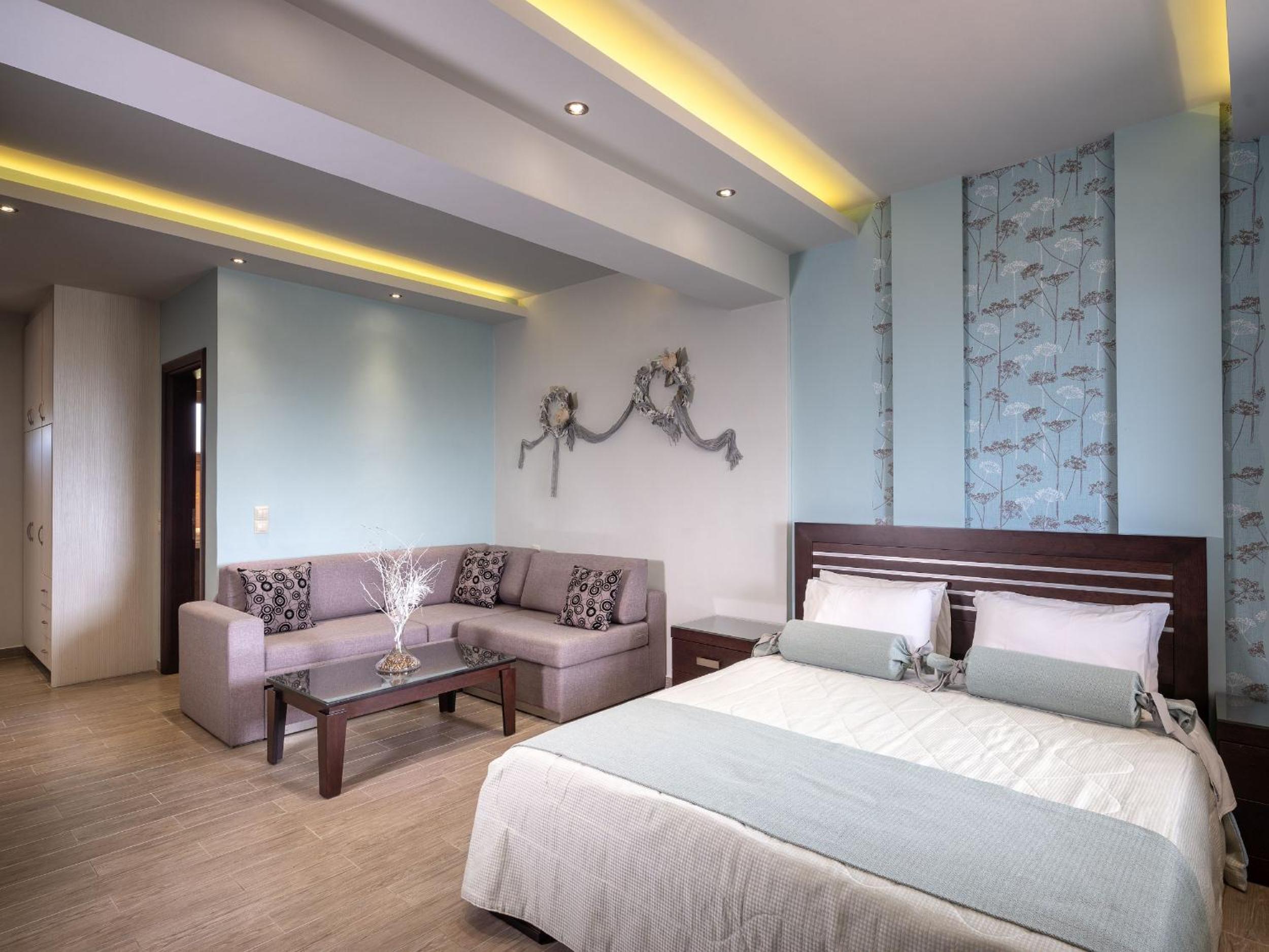 Sea View Suites & Holiday Homes - Plaka Beach Resort view 4