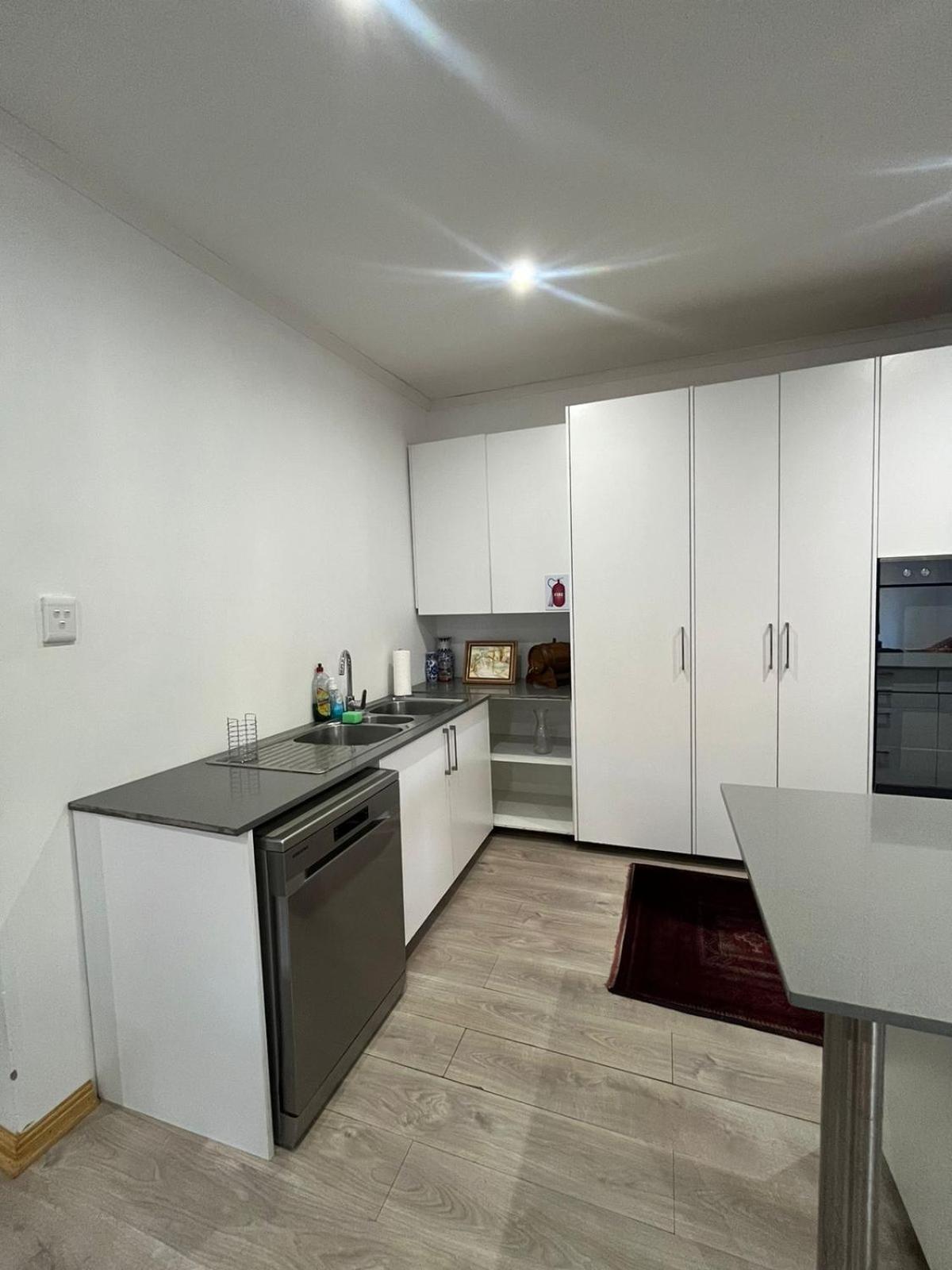 2 Bedroom Apartment in Waverley, Bloemfontein