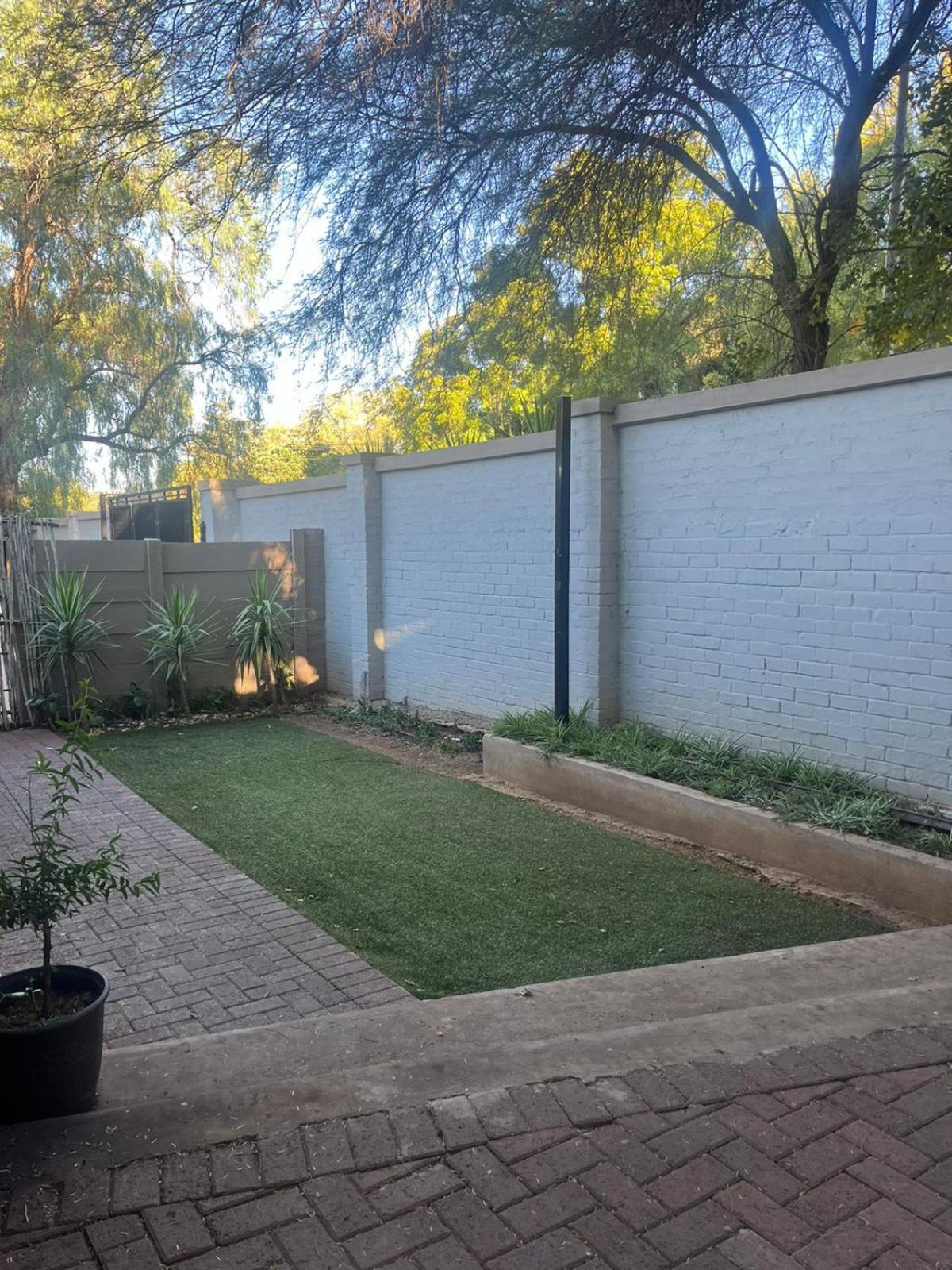 2 Bedroom Apartment in Waverley, Bloemfontein