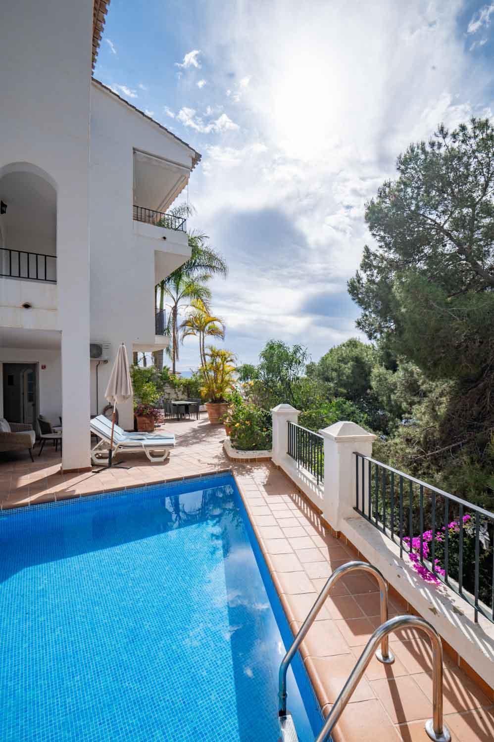 Exotic Villa Rest and Pool