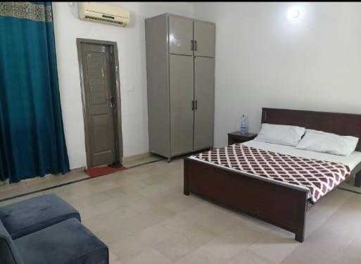 Capital Guest House, Islamabad near Bahria Town , Rawalpindi view 4