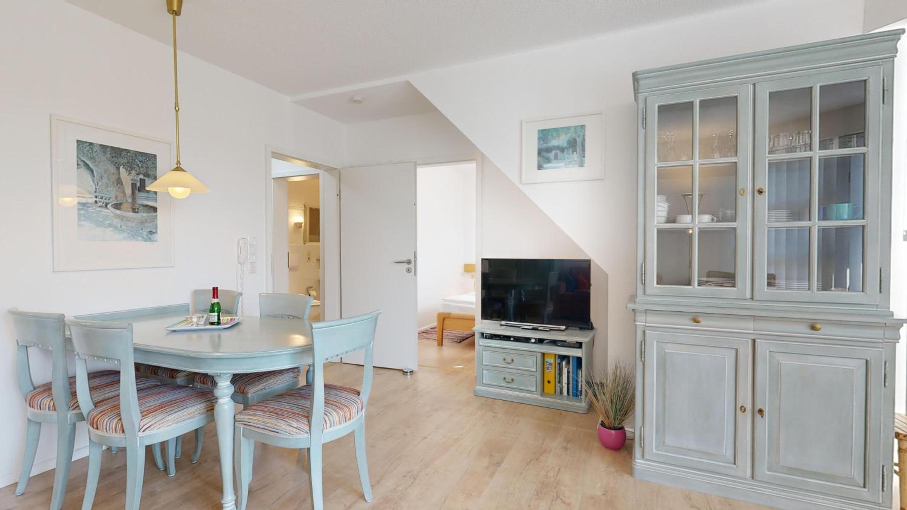 FeWo direkt am Strand , mit Balkon und seitlichem Meerblick, Haus Strelasund, Binz