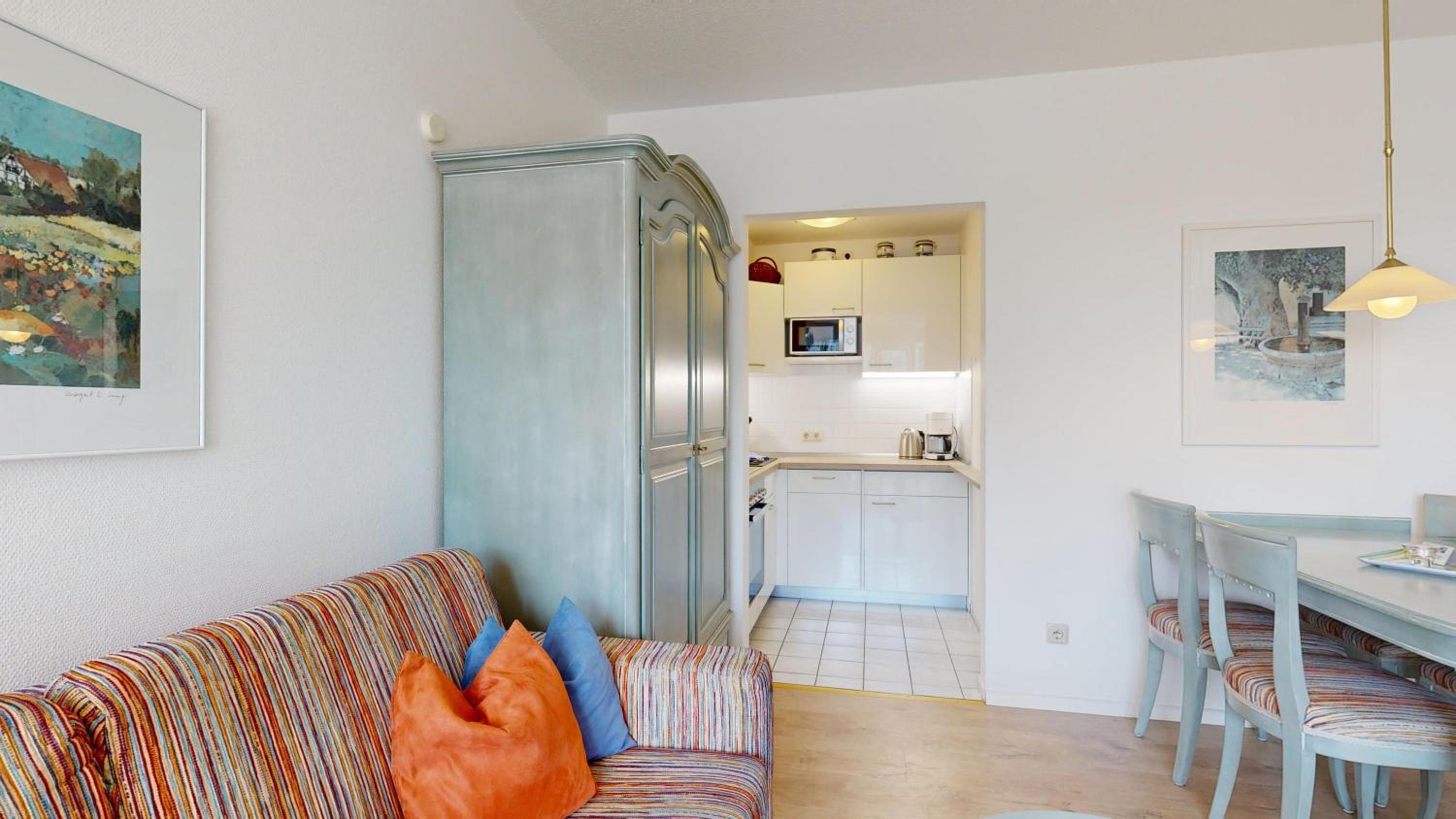 FeWo direkt am Strand , mit Balkon und seitlichem Meerblick, Haus Strelasund, Binz