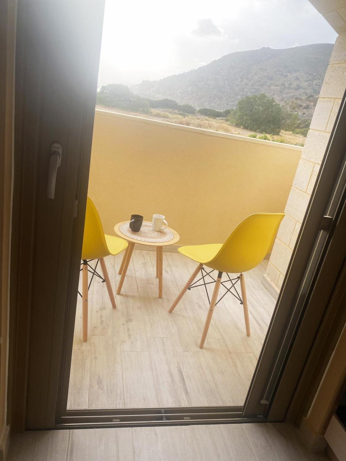 Paliochora Beachfront Escape, Milolithos Pool Retreats