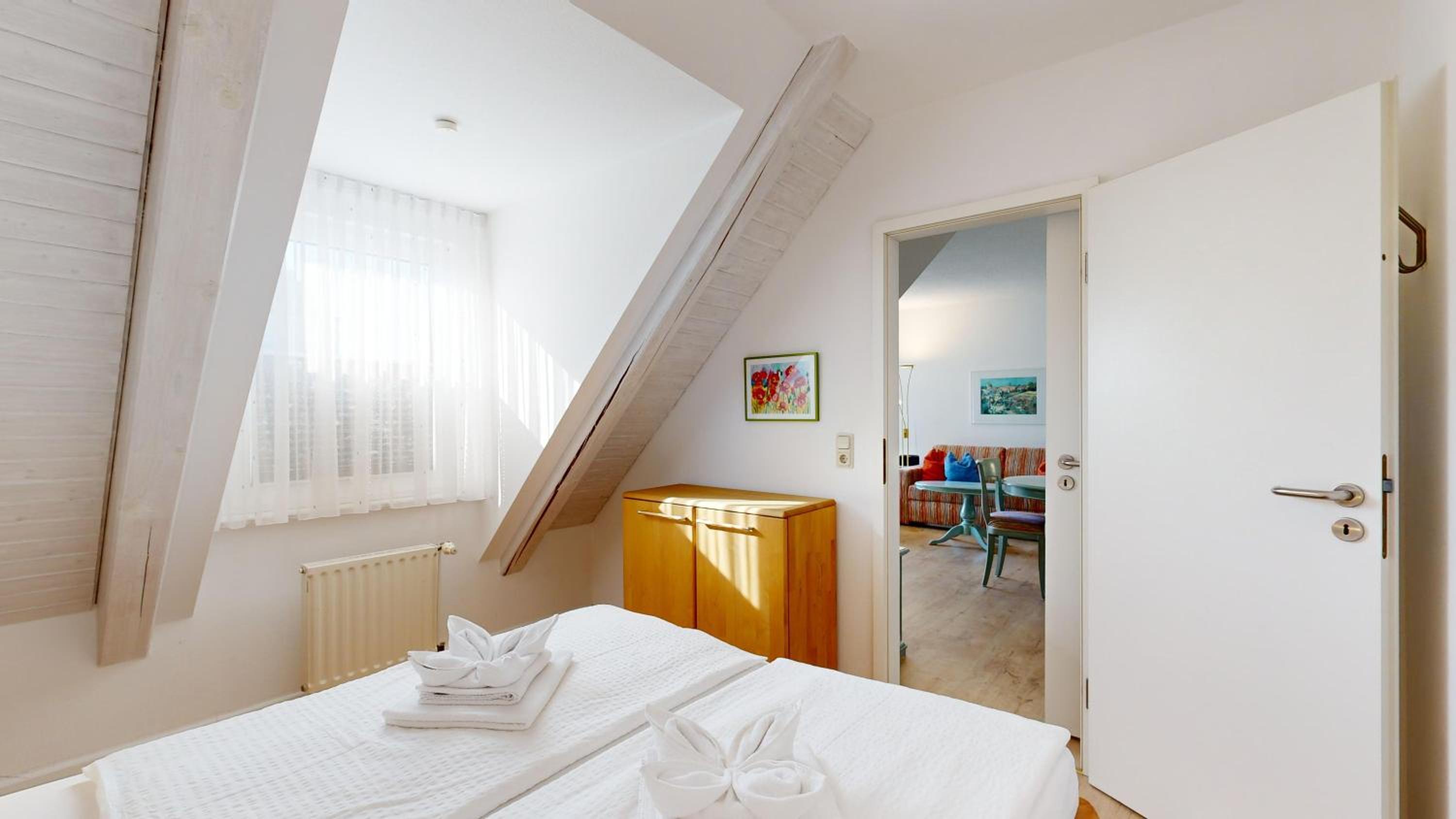 FeWo direkt am Strand , mit Balkon und seitlichem Meerblick, Haus Strelasund, Binz