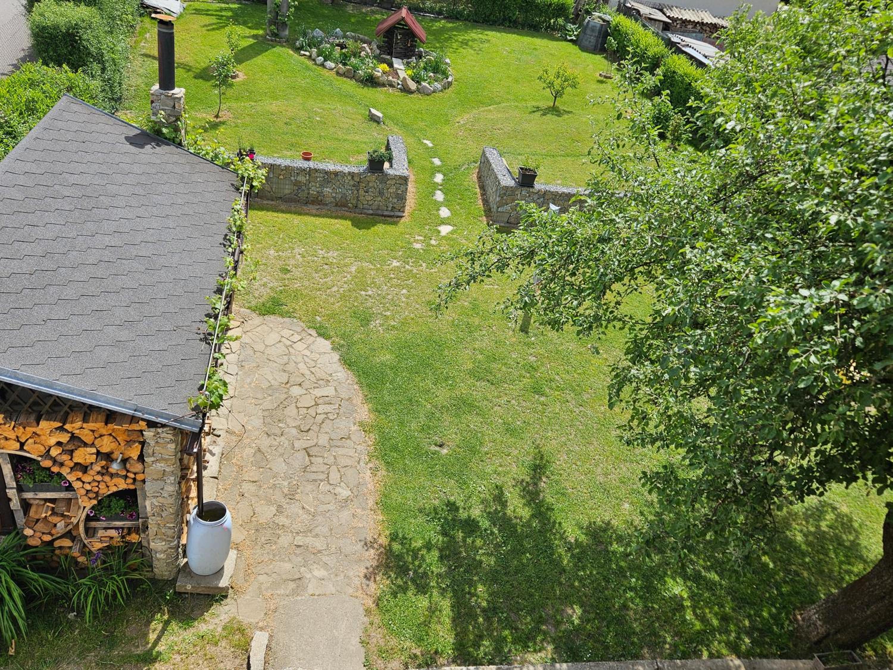 Photo 13