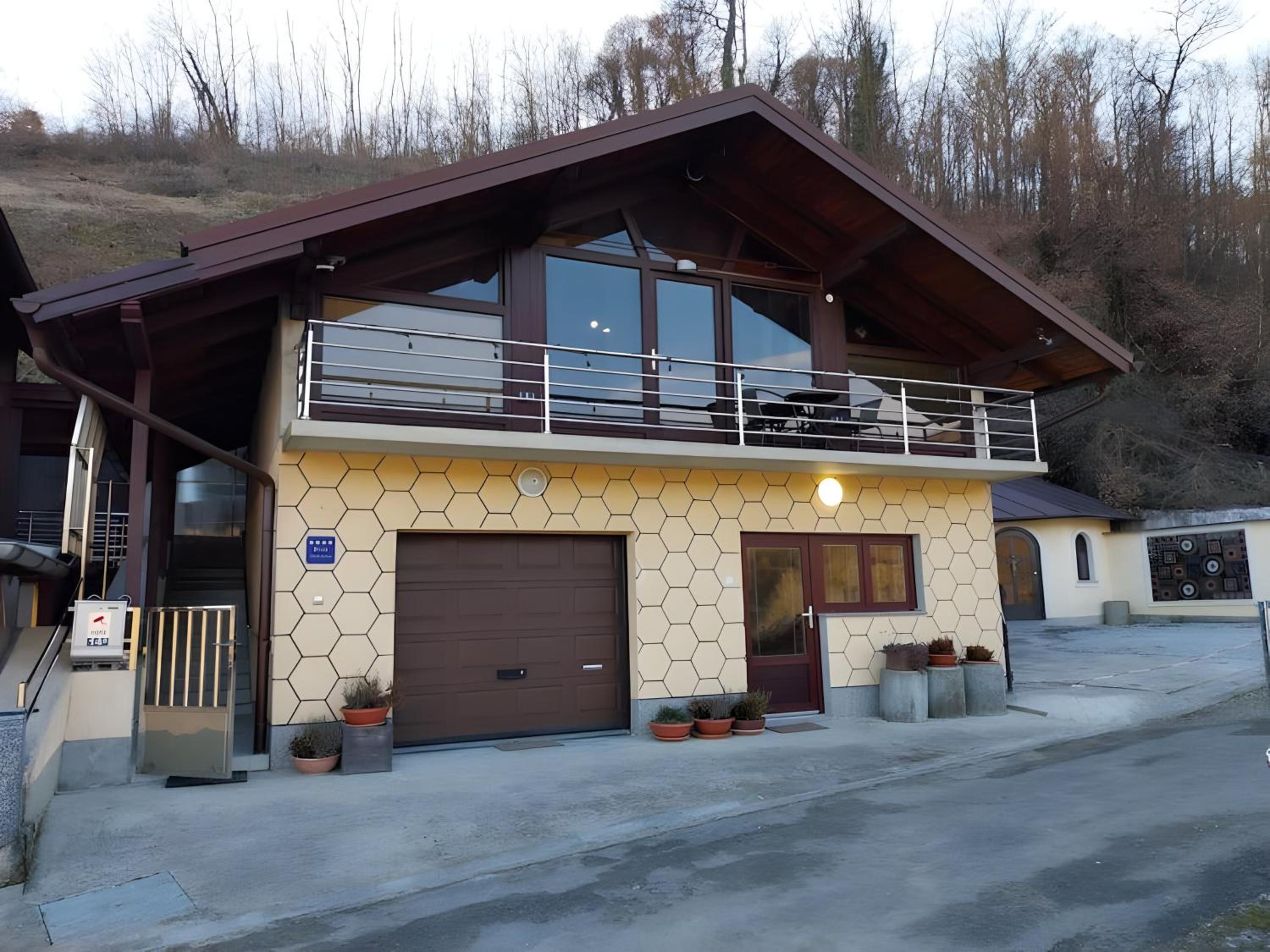 Hotel Apartment Ana With A Charming Jacuzzi