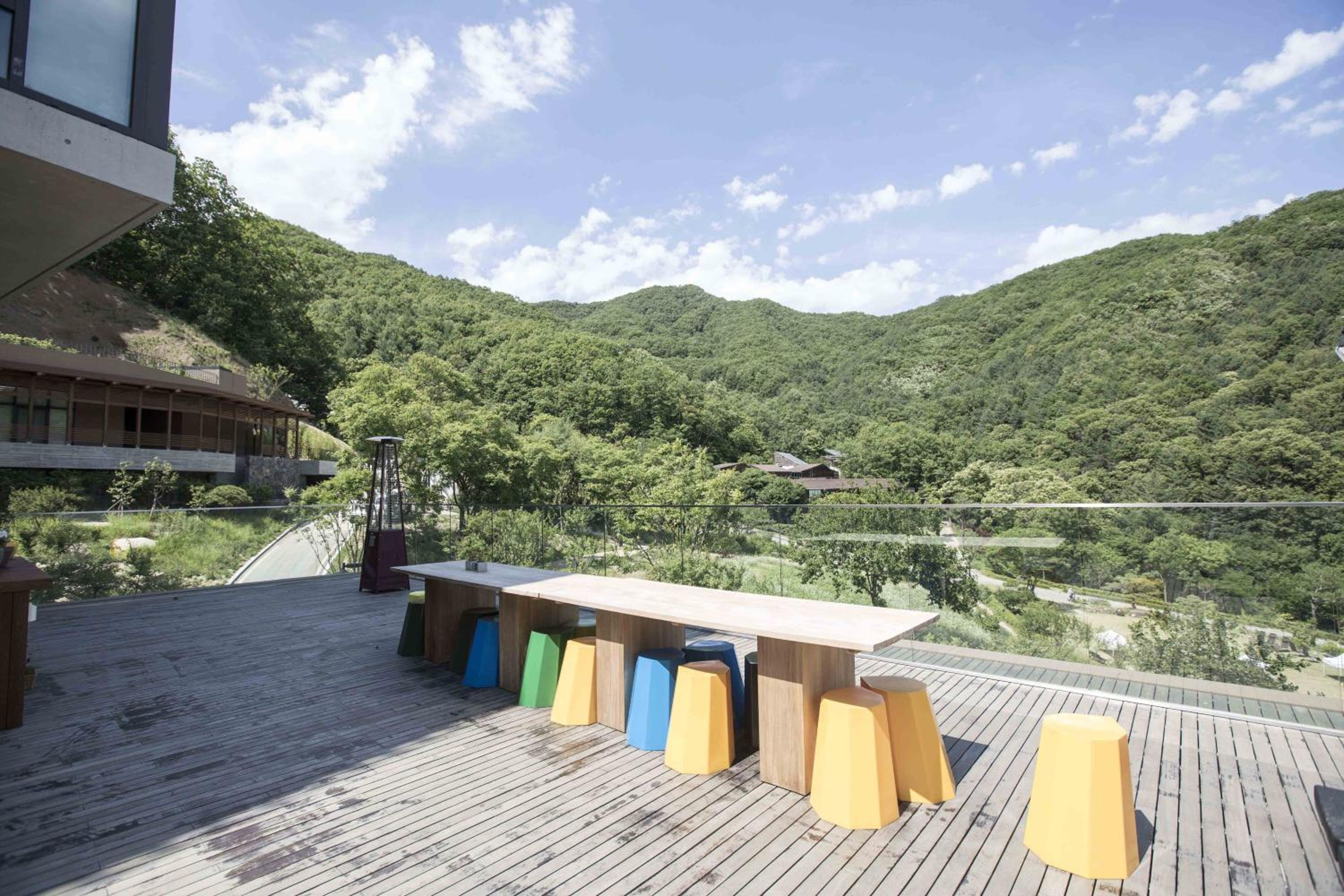 Healience Village