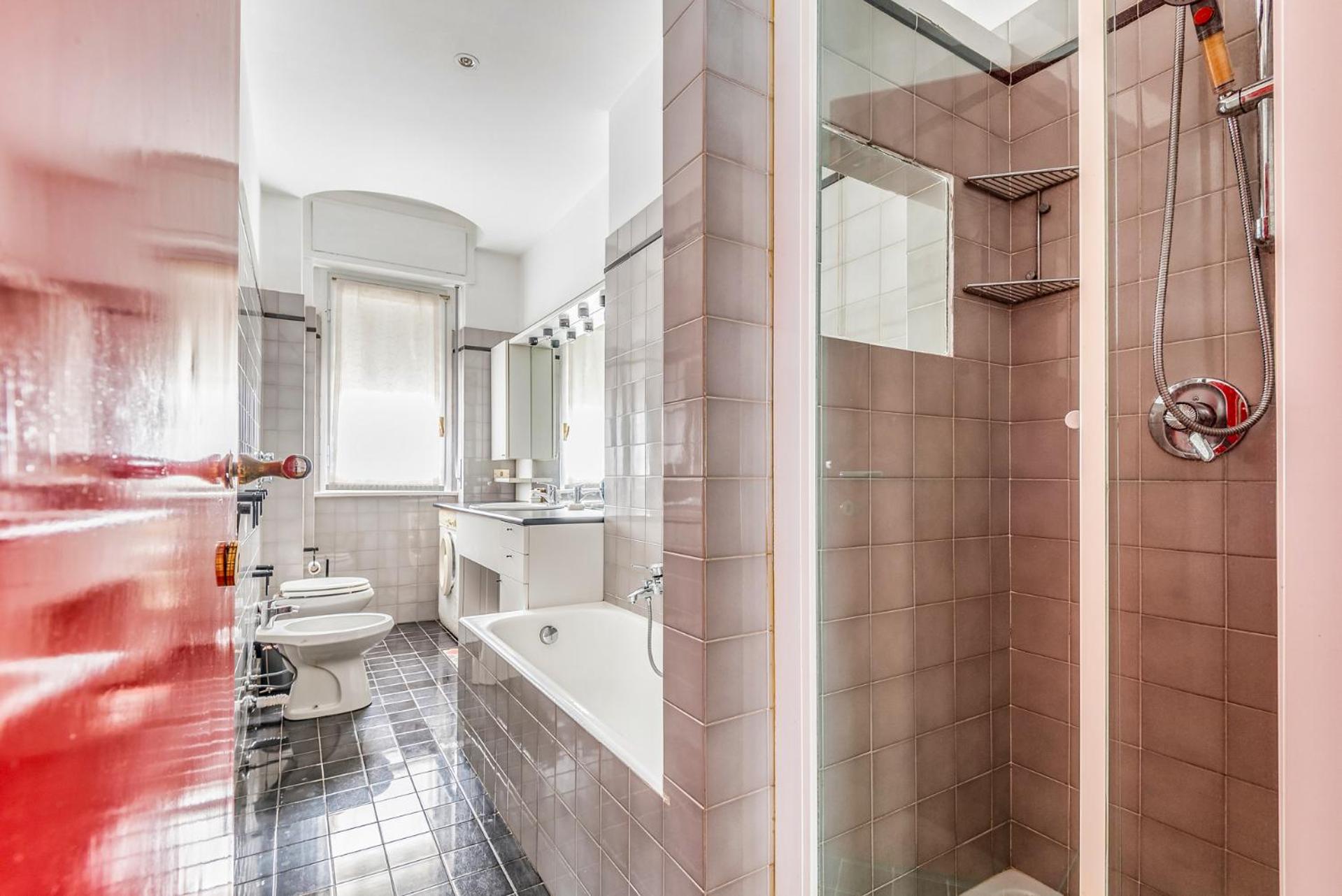 Brand New Milan Corso Sempione- Principe Eugenio