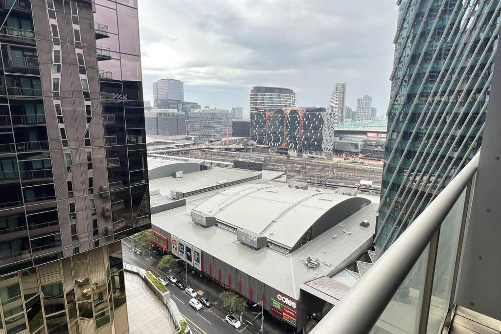 1BR CBD Opposite Southern Cross & Marvel Stadium!
