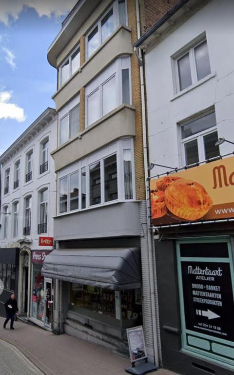 Eenvoudige slaapkamer Geraardsbergen