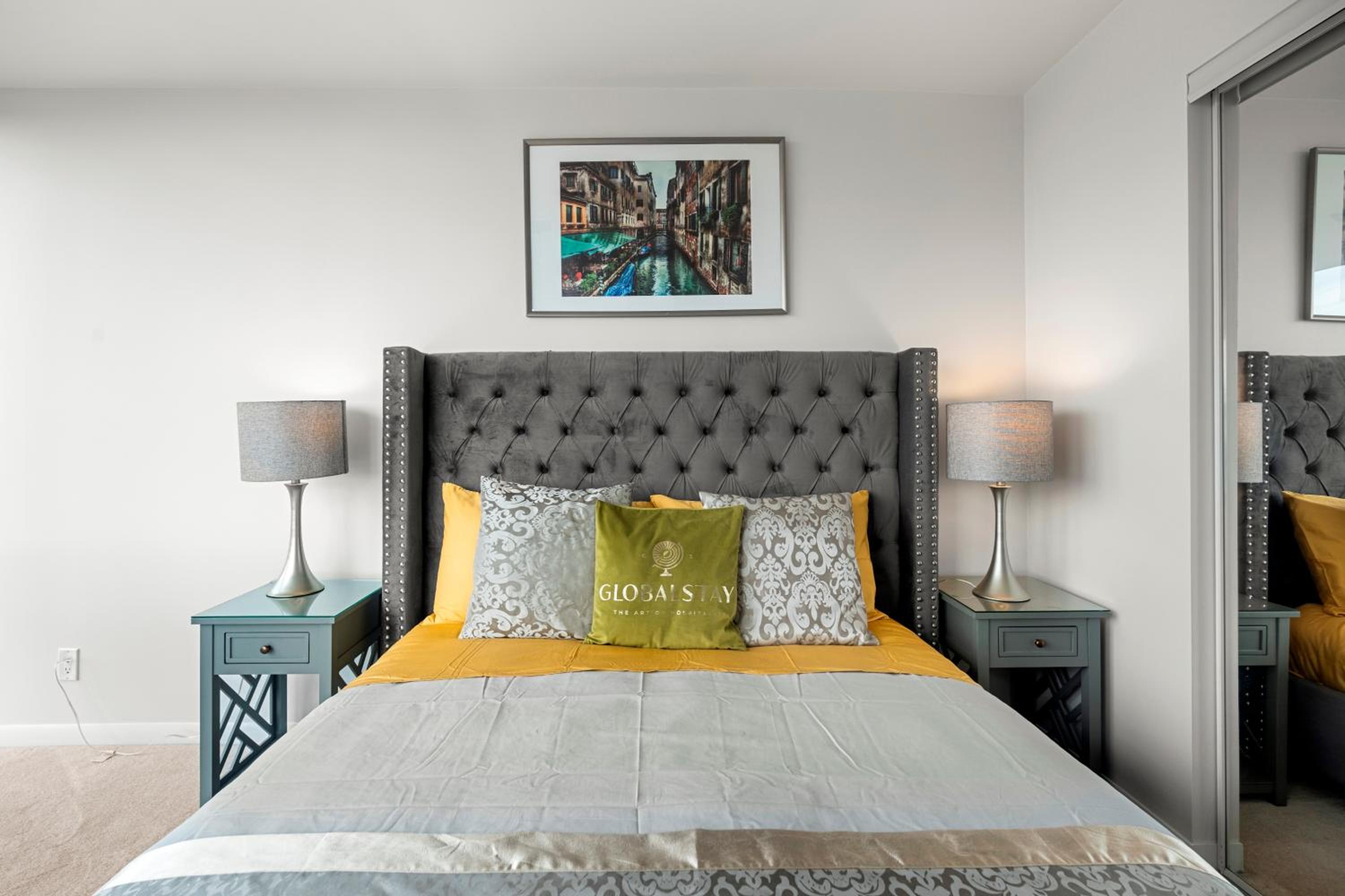 Globalstay. Burano Condos in Downtown Toronto