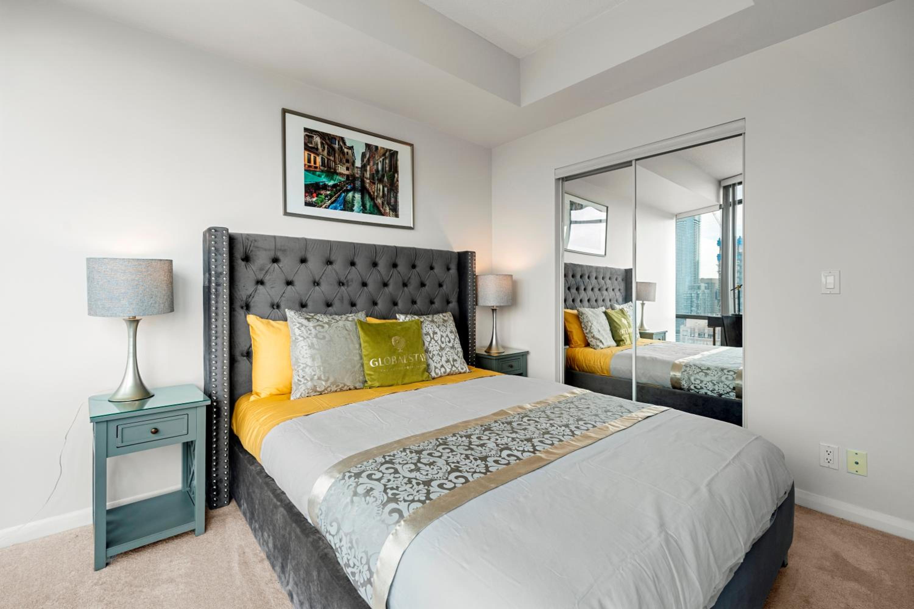 Globalstay. Burano Condos in Downtown Toronto