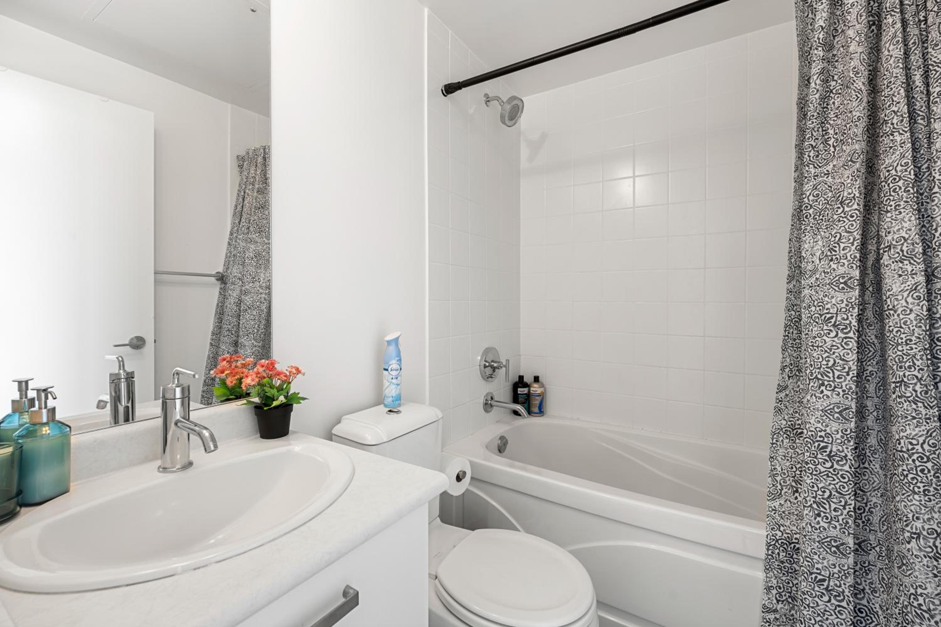 Globalstay. Burano Condos in Downtown Toronto