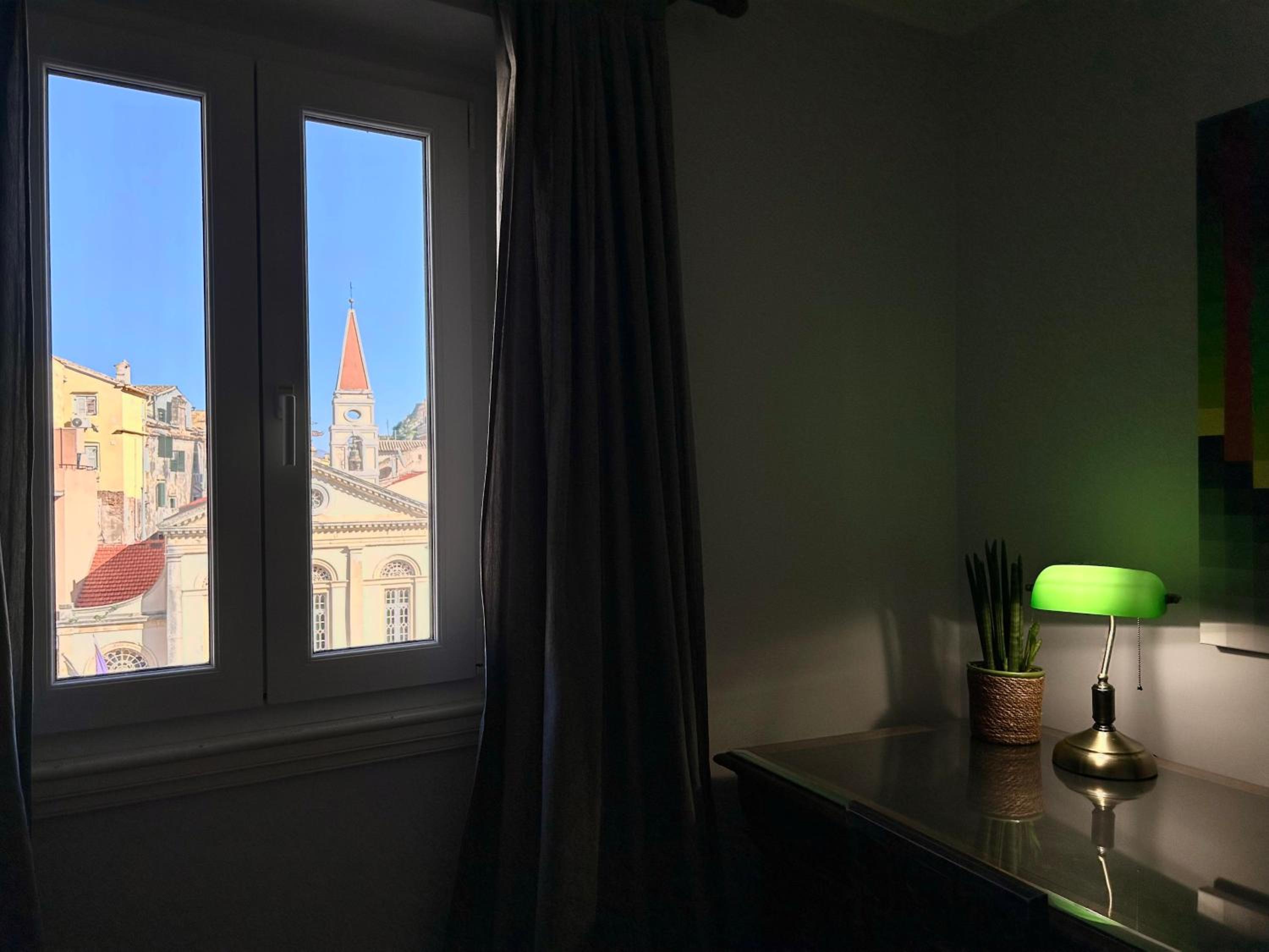 "San Giacomo Square Apt." in the heart of old town