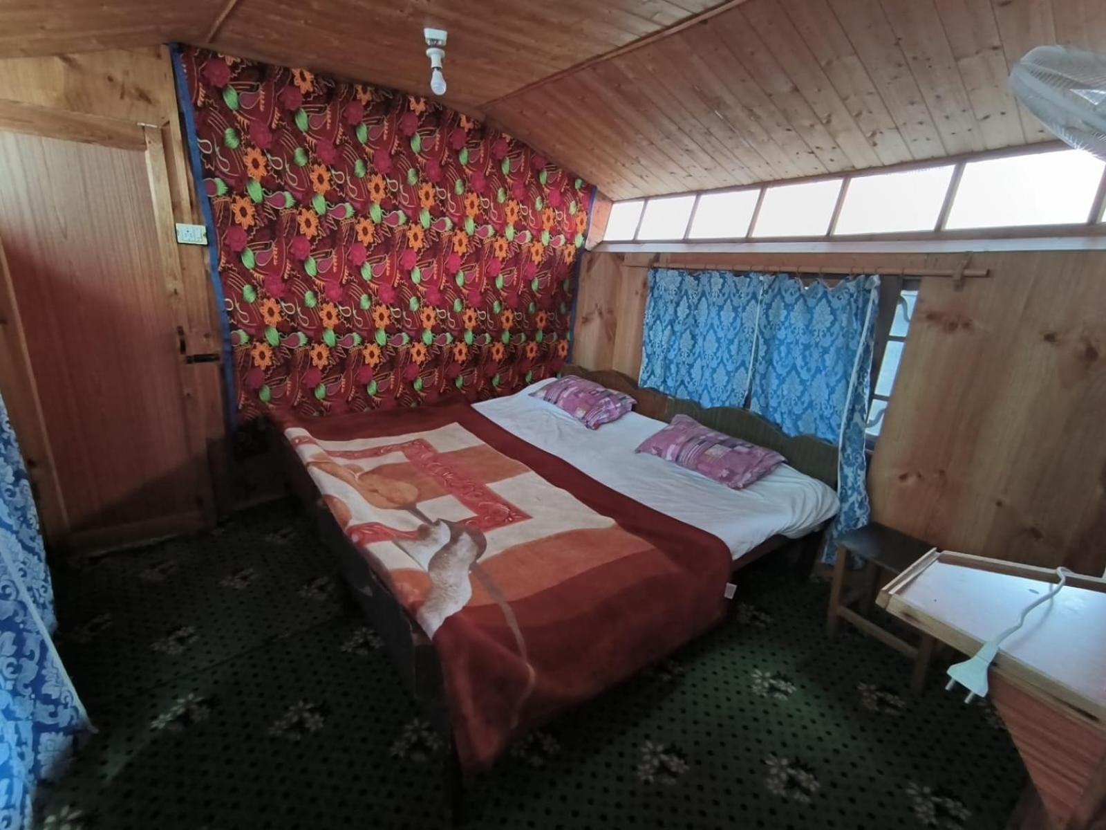 Photo 11