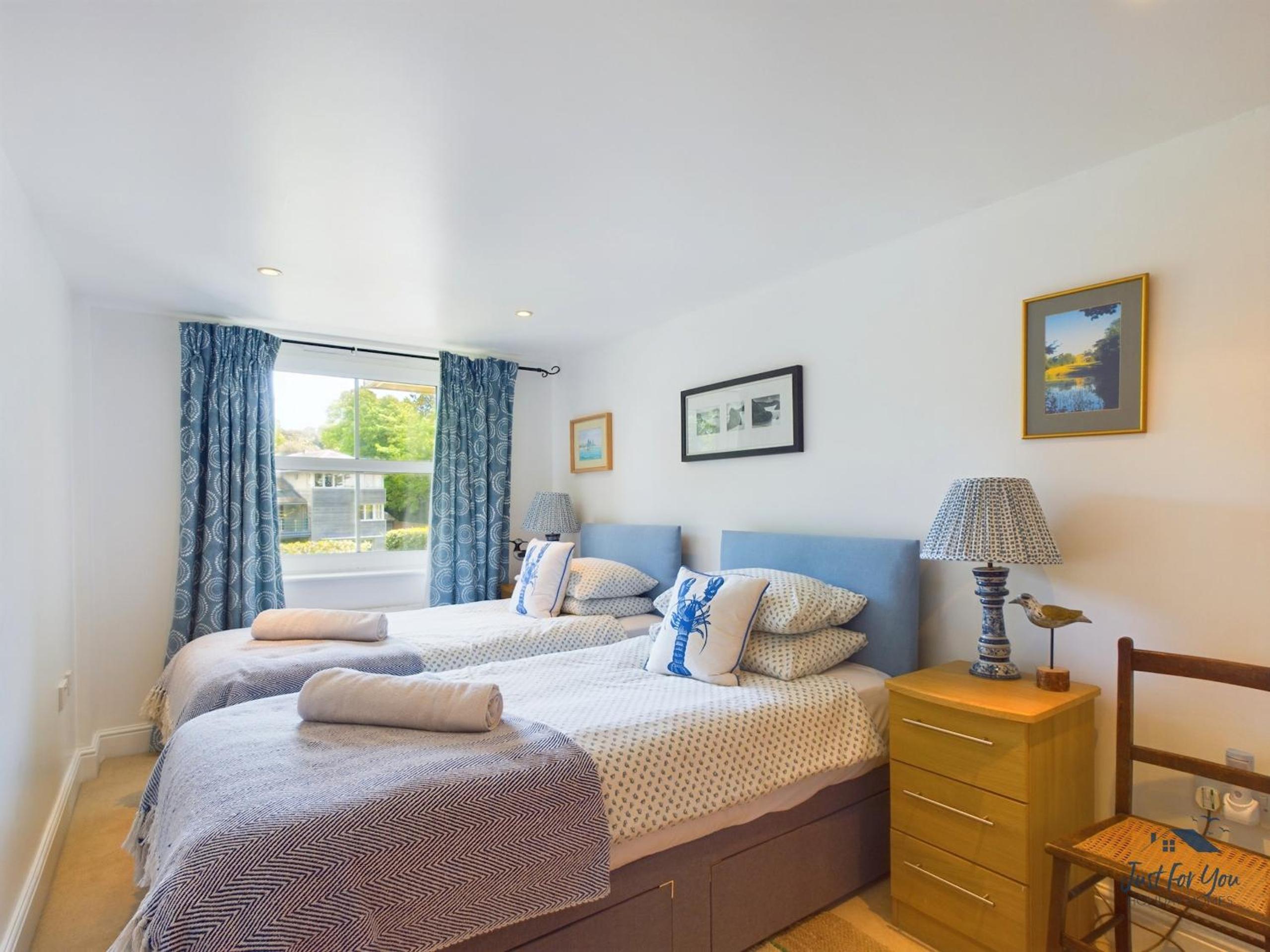 16 Solent Landing view 5