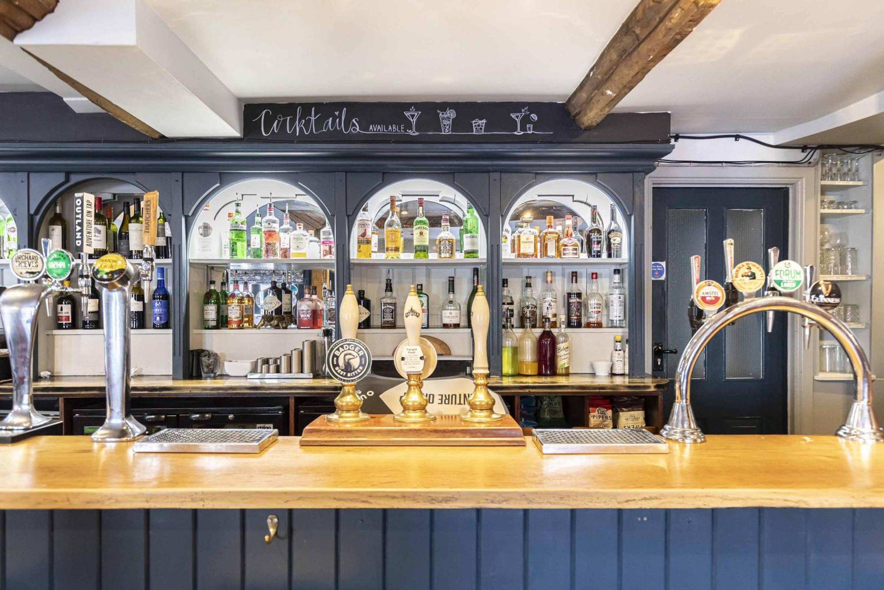 Fleur de Lys Inn, Cranborne