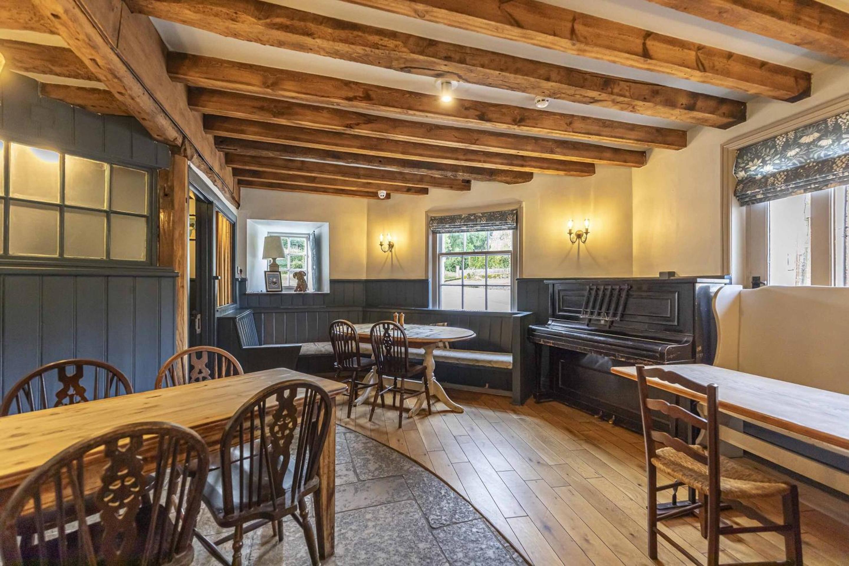 Fleur de Lys Inn, Cranborne