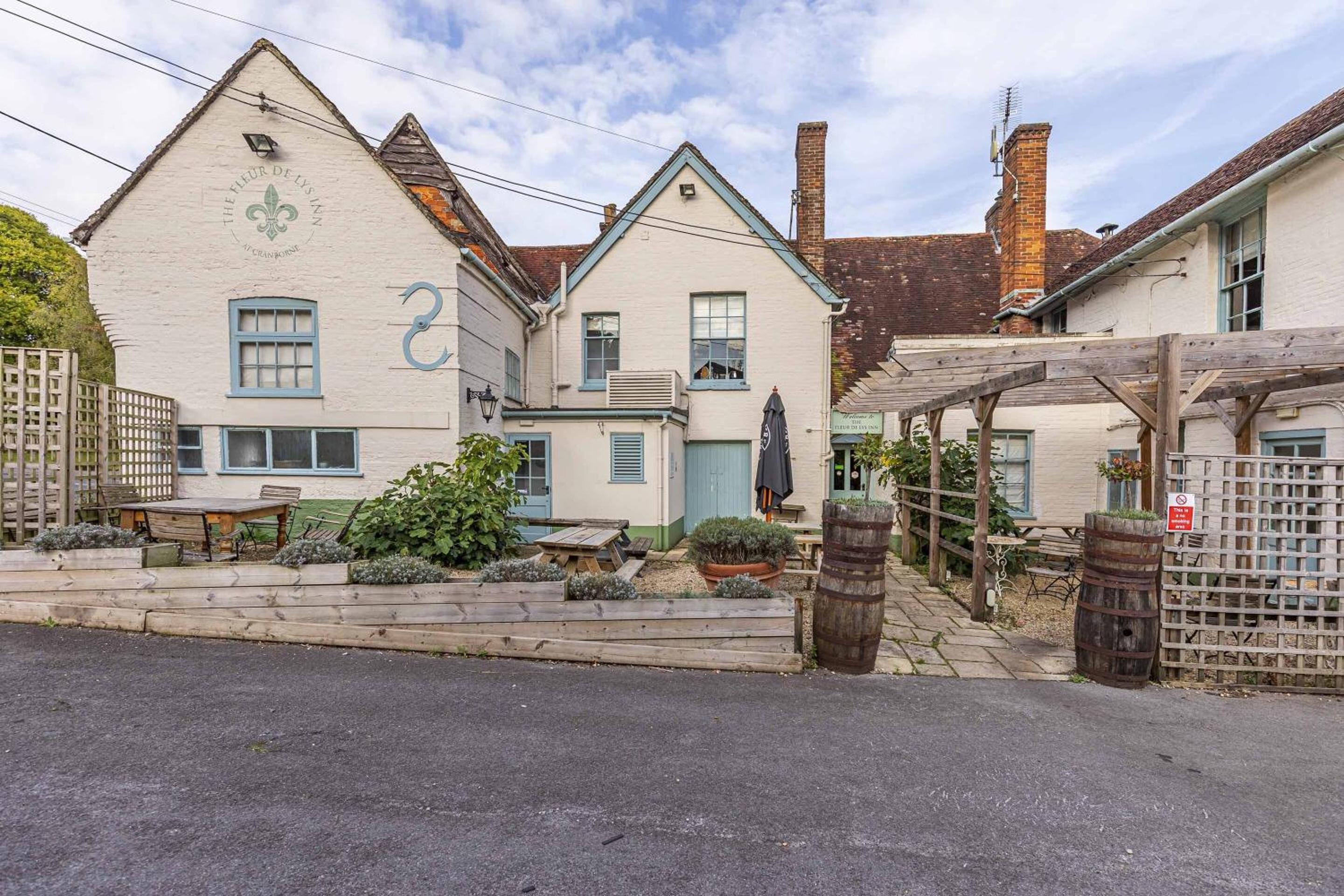 Fleur de Lys Inn, Cranborne