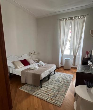 SAN PIETRO VATICAN AREA LARGE APARTMENT - near SUBWAY